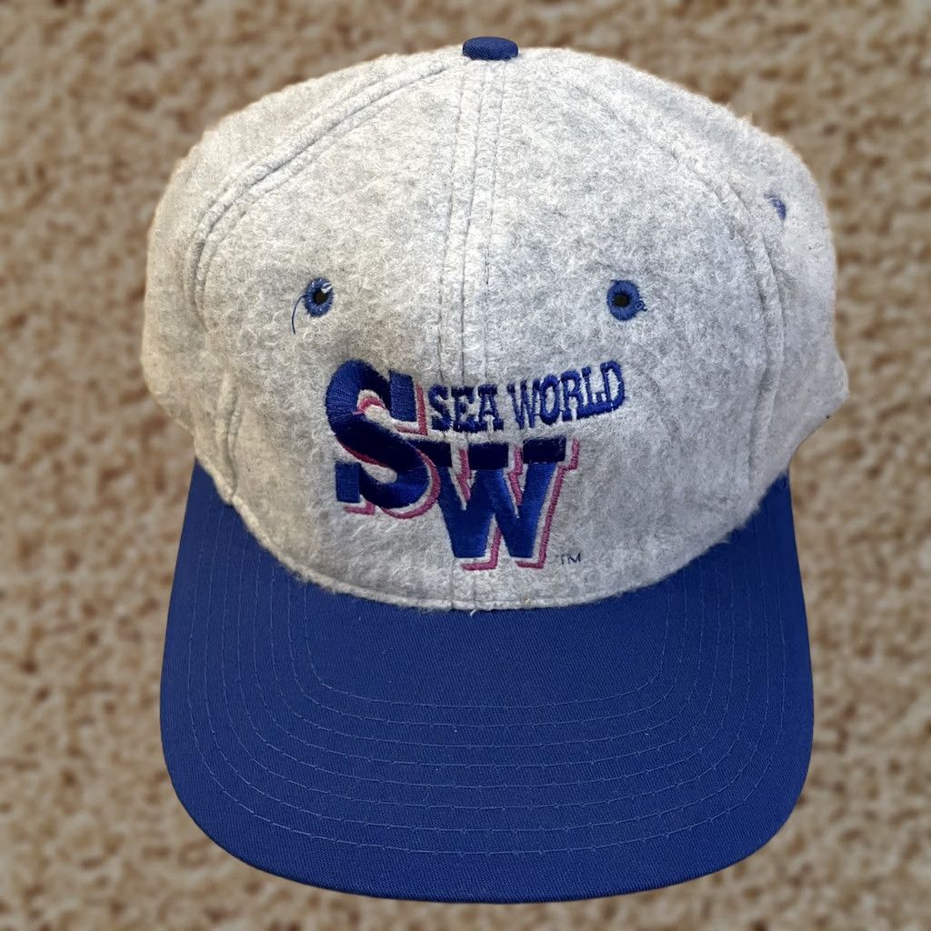 Vintage VINTAGE Sea World Hat Cap Strapback Adjustable Blue Spell Out Strap 90s Y2K Mens Hat Adult One Size Blue Stripe Size ONE SIZE - 1 Thumbnail