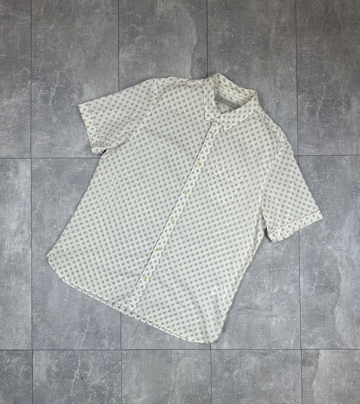 Allsaints Allsaints Shirts Button Up Flower Print Size US XL / EU 56 / 4 - 2 Thumbnail