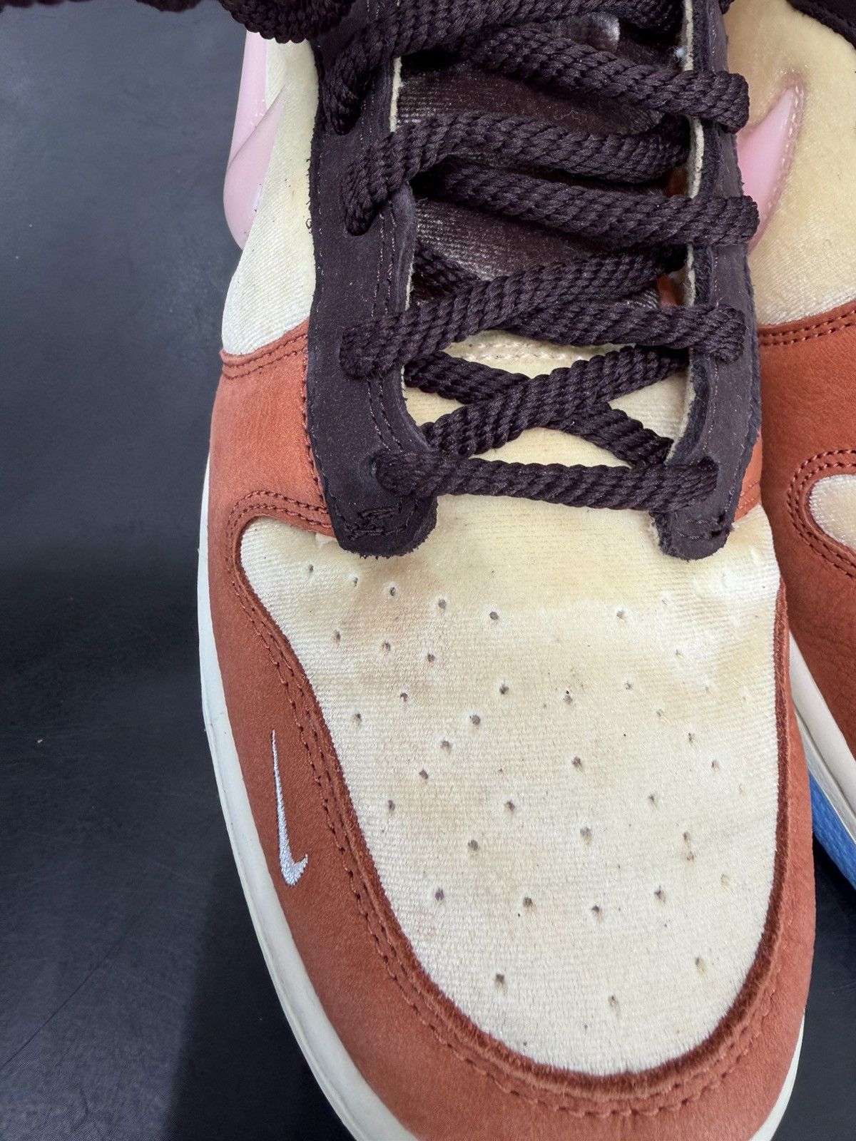 Nike × Social Status Nike Dunk Mid Social Status Chocolate Milk Size 9 (2021) Size US 9 / EU 42 - 3 Thumbnail