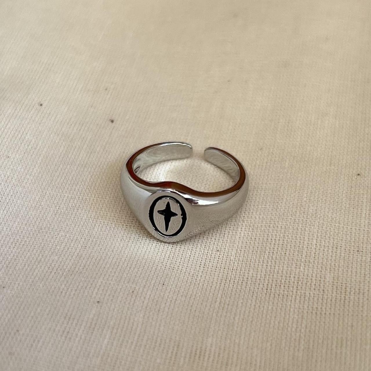 Jewelry silver cross signet stainless steel ring Size ONE SIZE - 5 Thumbnail
