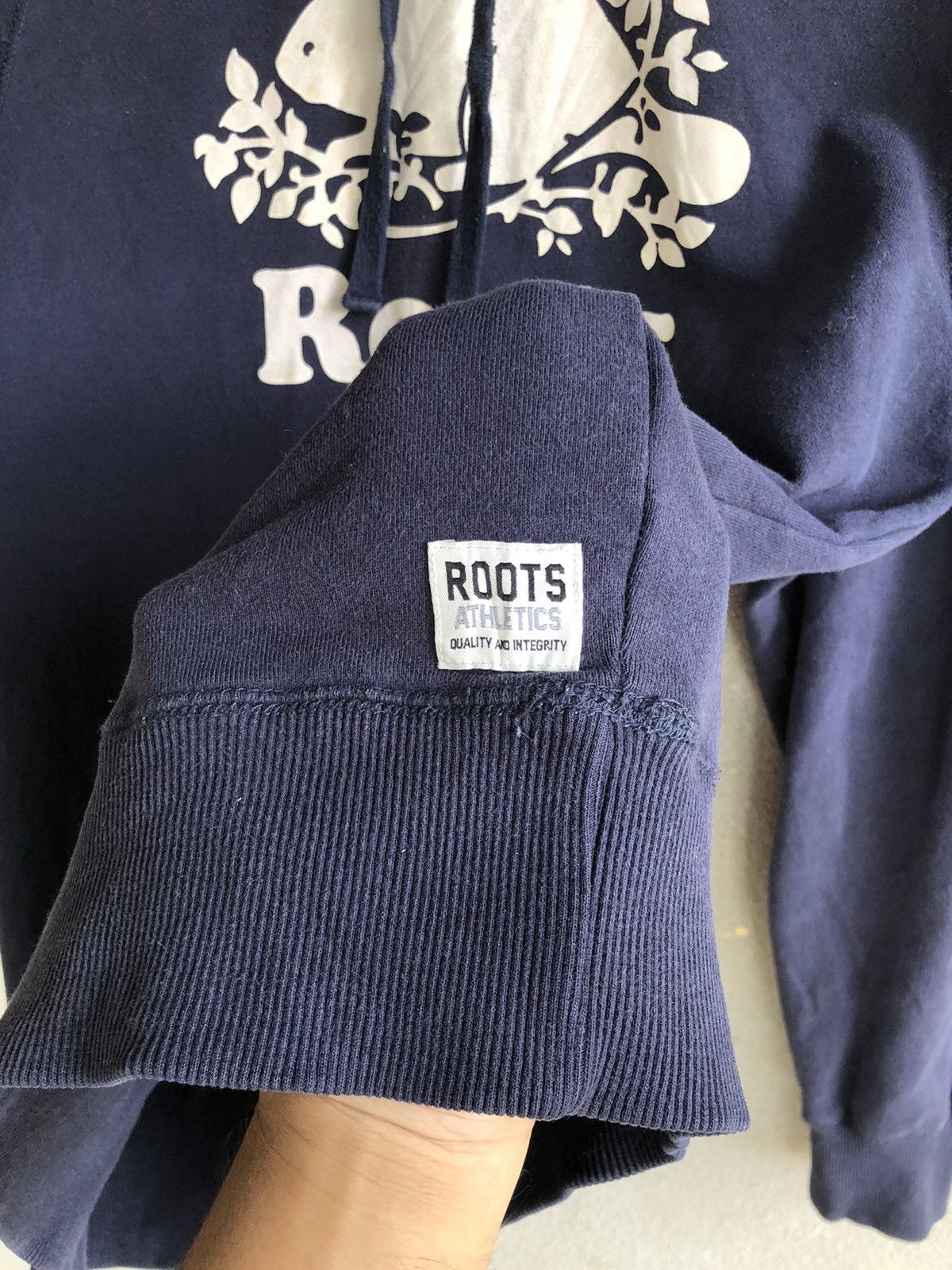 Roots × Vintage 🔥Best offers🔥 Vintage Roots hoodie Size US M / EU 48-50 / 2 - 6 Thumbnail