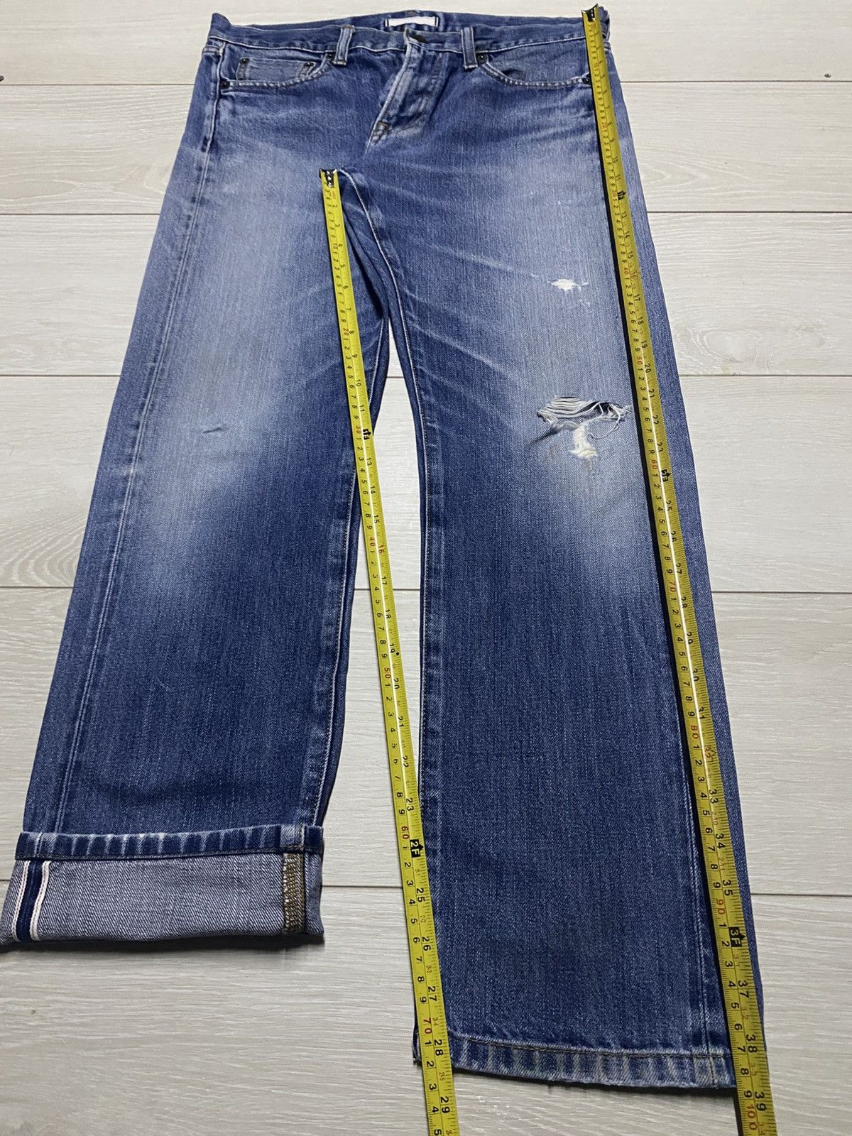 Uniqlo JAPANESE Uniqlo Selvedge Faded Wash Distressed Slim Jeans Size US 33 - 14 Thumbnail