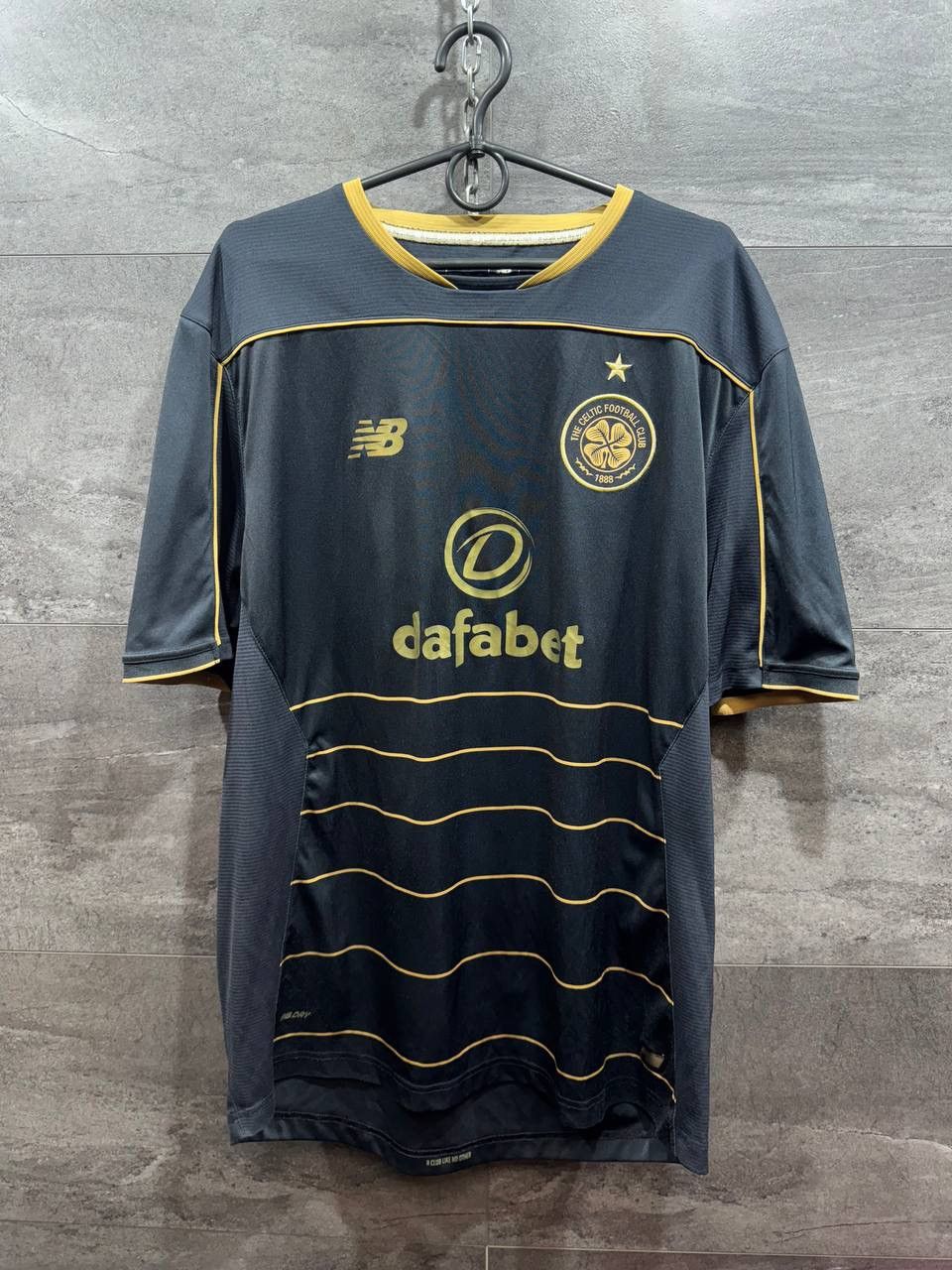 New Balance Celtic Away football shirt 2016 /2017 Jersey New Balance Size US XL / EU 56 / 4 - 1 Thumbnail