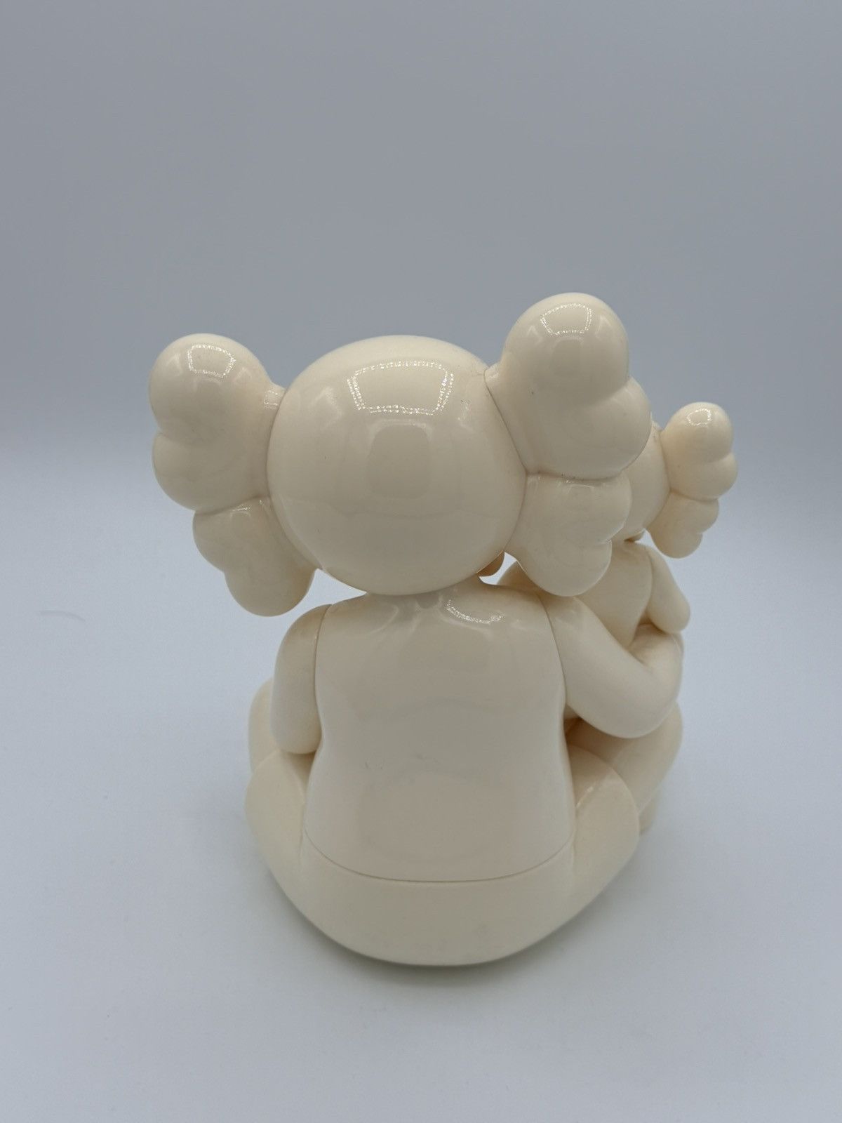 Kaws Kaws Holiday Changbai Mountain figure Size ONE SIZE - 4 Thumbnail