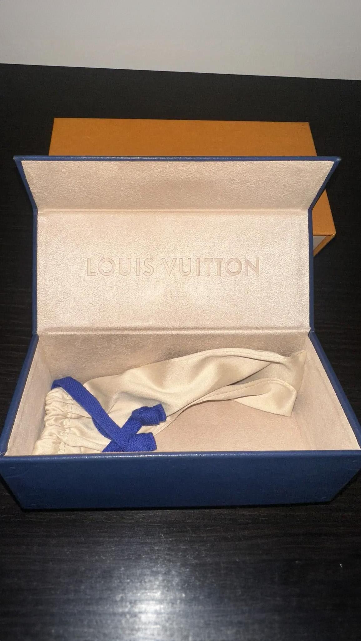Louis Vuitton Louis Vutton Monogram Sunglasses Size ONE SIZE - 7 Thumbnail