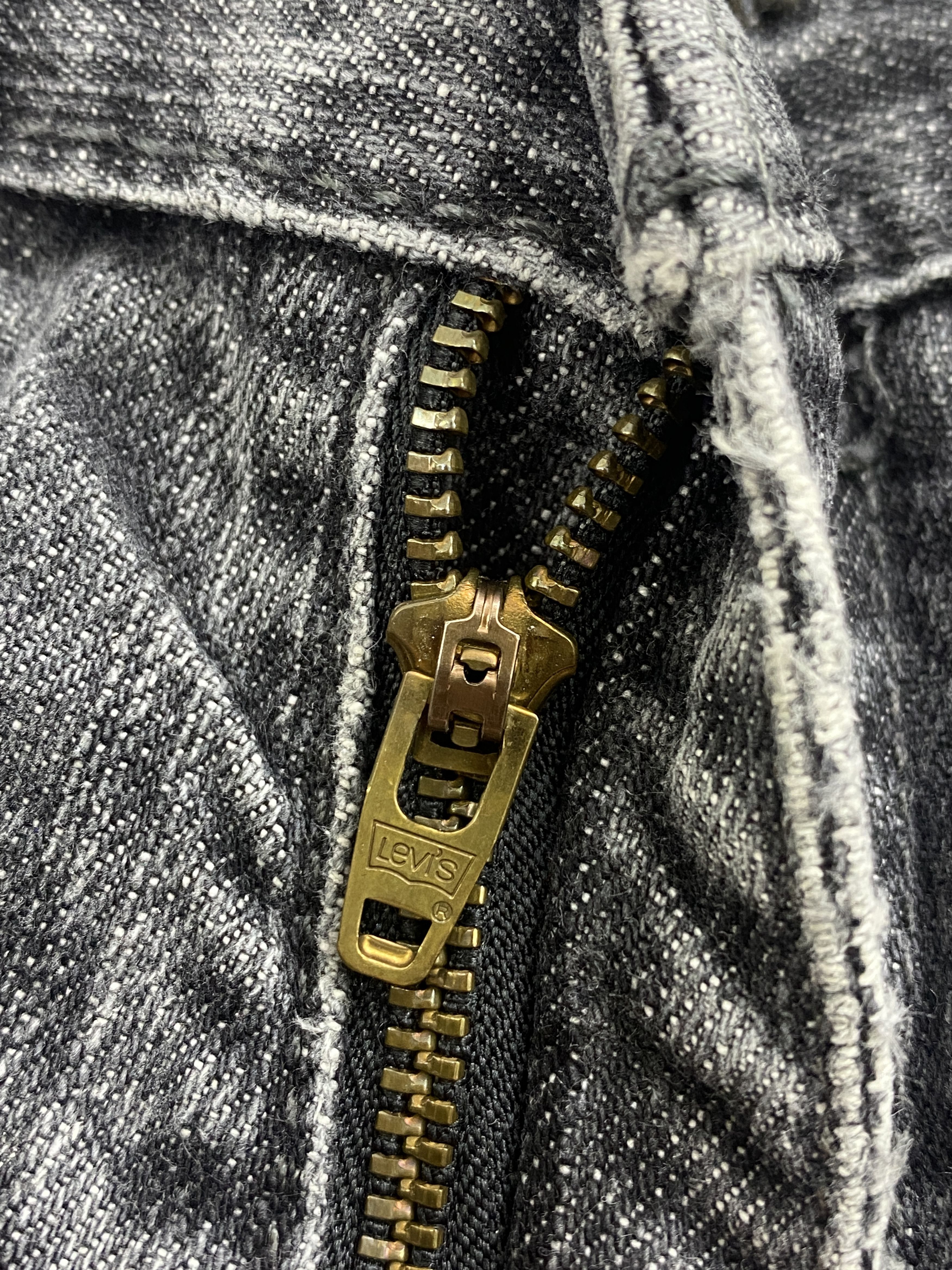 Levi's × Vintage Faded Black Vintage Levis 559 Jeans Size US 35 - 9 Thumbnail