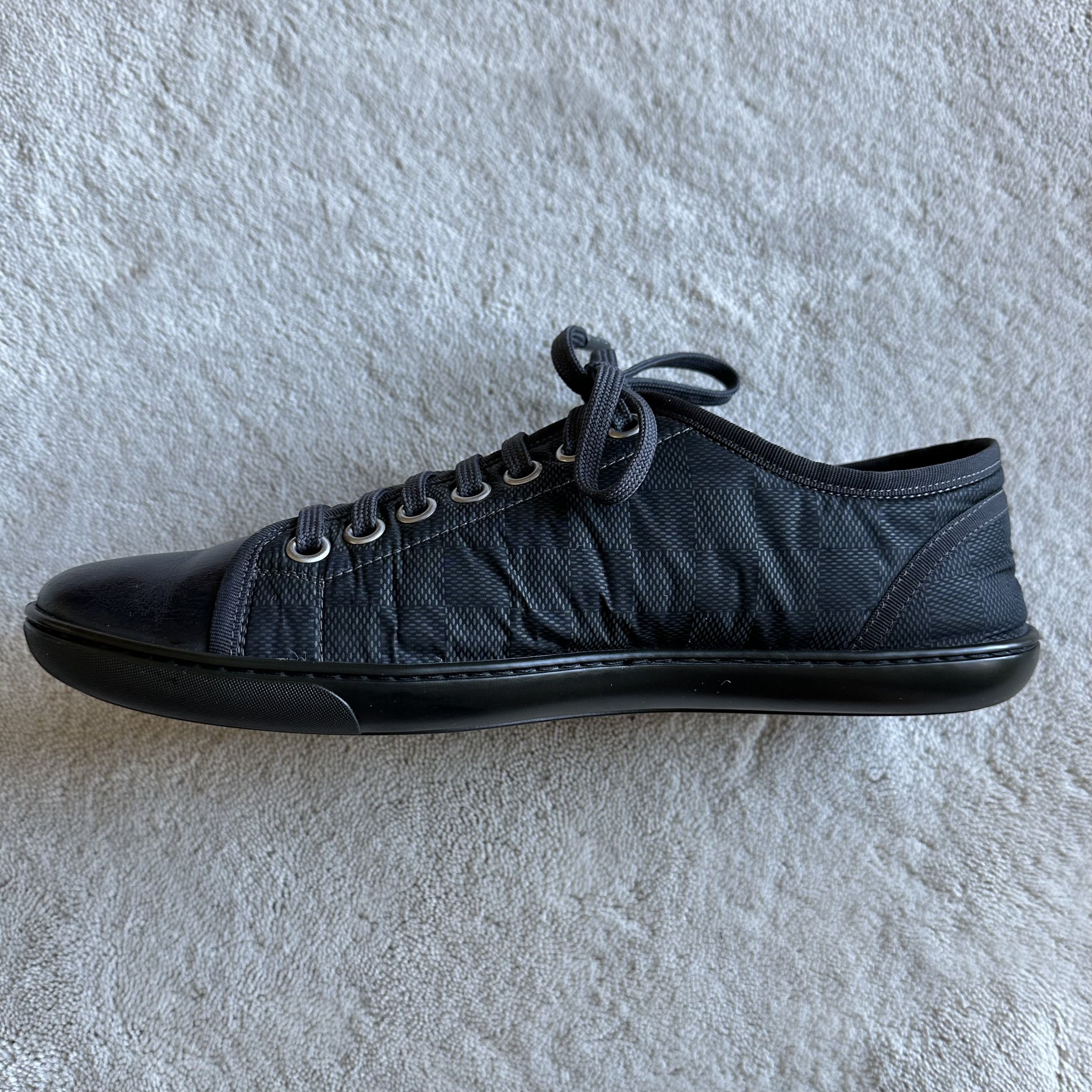 Louis Vuitton LOUIS VUITTON Damier Graphite LOW-TOP SNEAKERS Size 7.5 LV Size US 8.5 / EU 41-42 - 7 Thumbnail