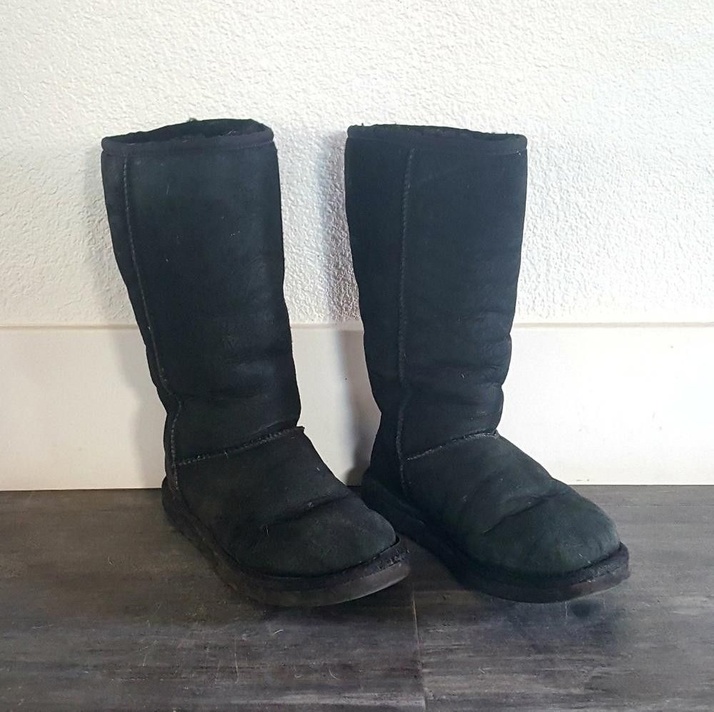 Ugg Black Classic UGG Tall 2 Boot Size US 7 / IT 37 - 2 Thumbnail