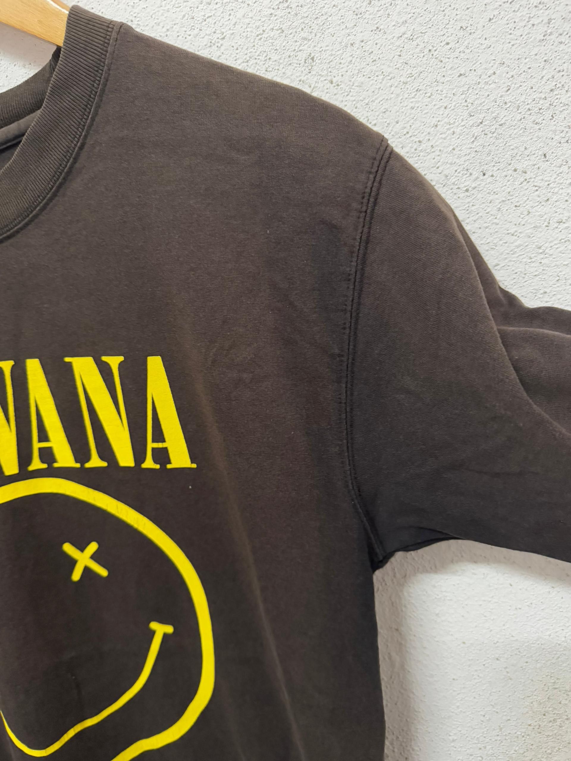 Band Tees Vintage y2k sunfaded nirvana smile tee Size US S / EU 44-46 / 1 - 4 Thumbnail