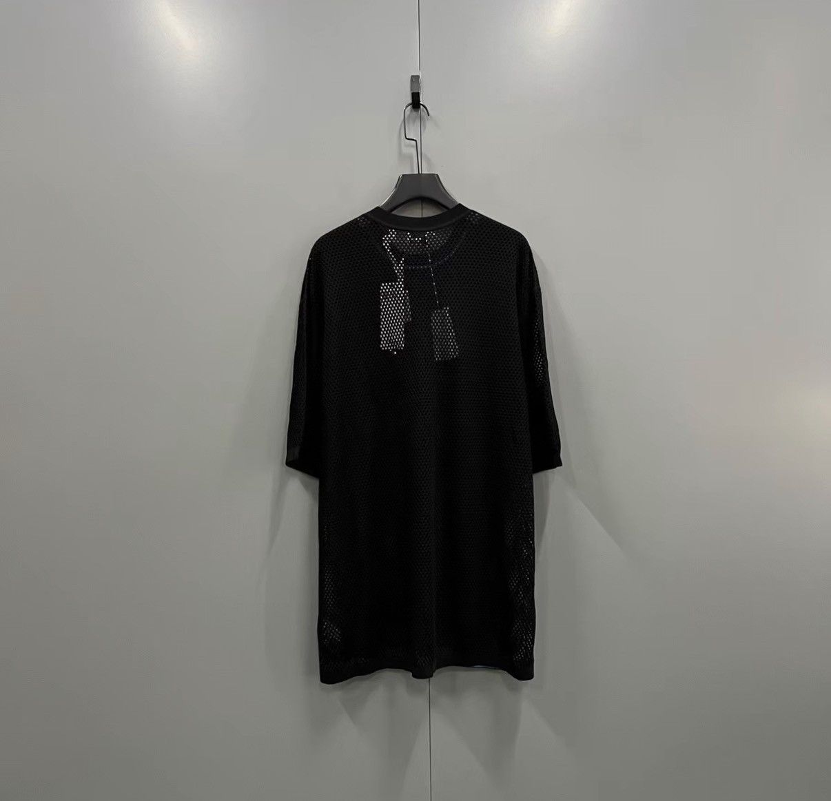 Burberry Burberry Black Mesh Crew Neck Short-Sleeve T-shirt J41 Size US XXL / EU 58 / 5 - 2 Thumbnail