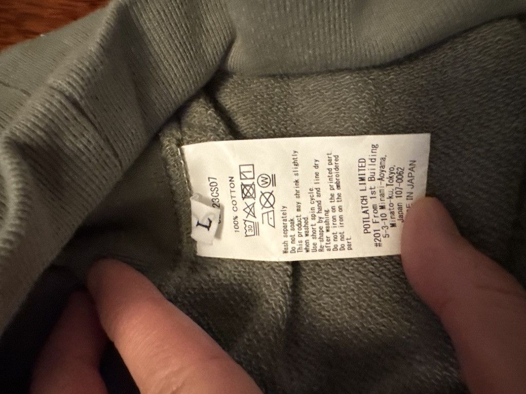 Cav Empt cav not identical to crew Size US L / EU 52-54 / 3 - 4 Thumbnail