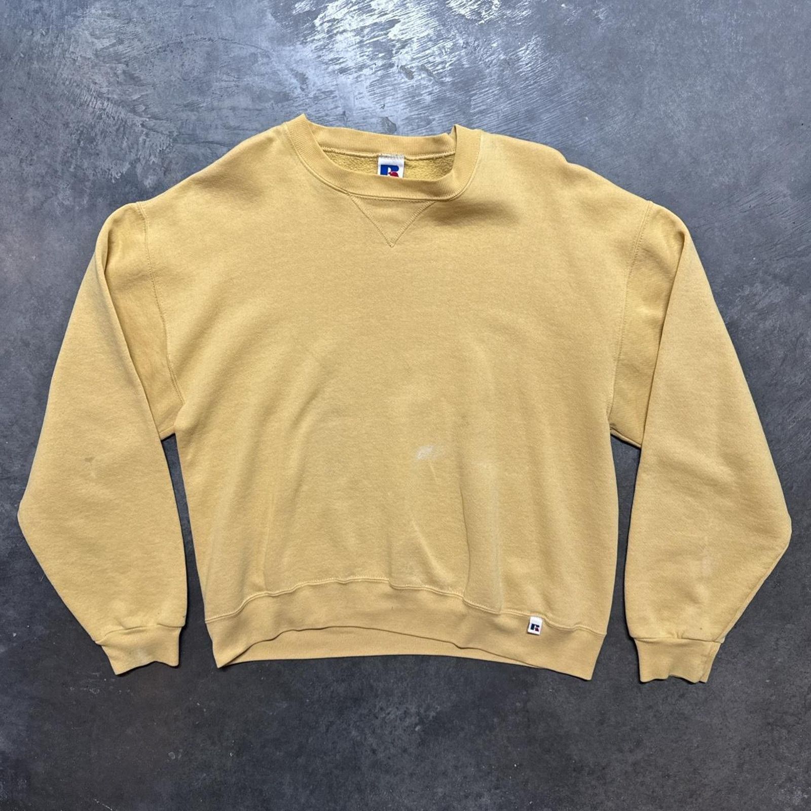 Russell Athletic × Vintage Vintage Russell Athletic Faded Yellow Sweatshirt Crewneck Size US L / EU 52-54 / 3 - 1 Thumbnail