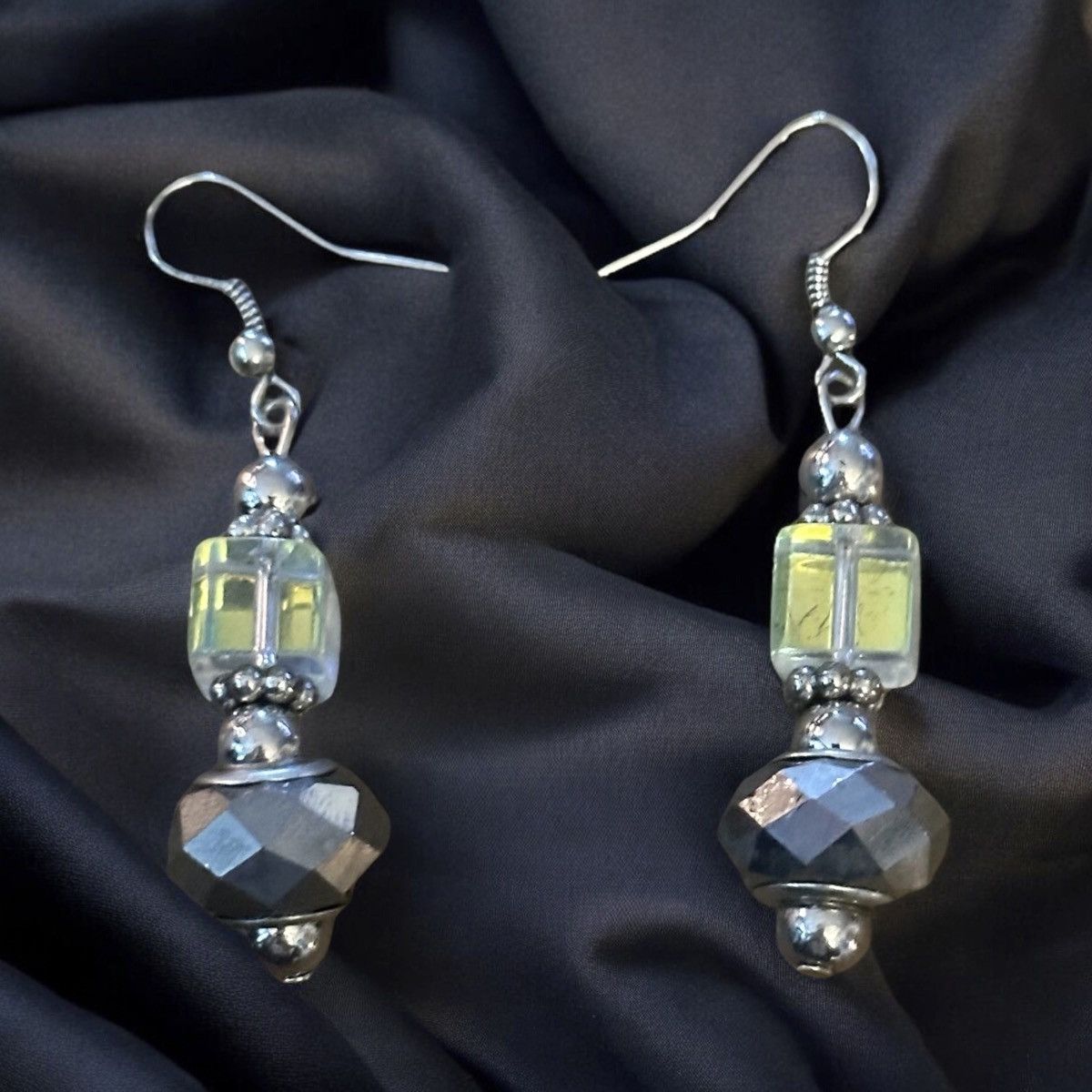 Other AB Crystal cube and faced glass bead dangle hook earrings Size ONE SIZE - 1 Thumbnail