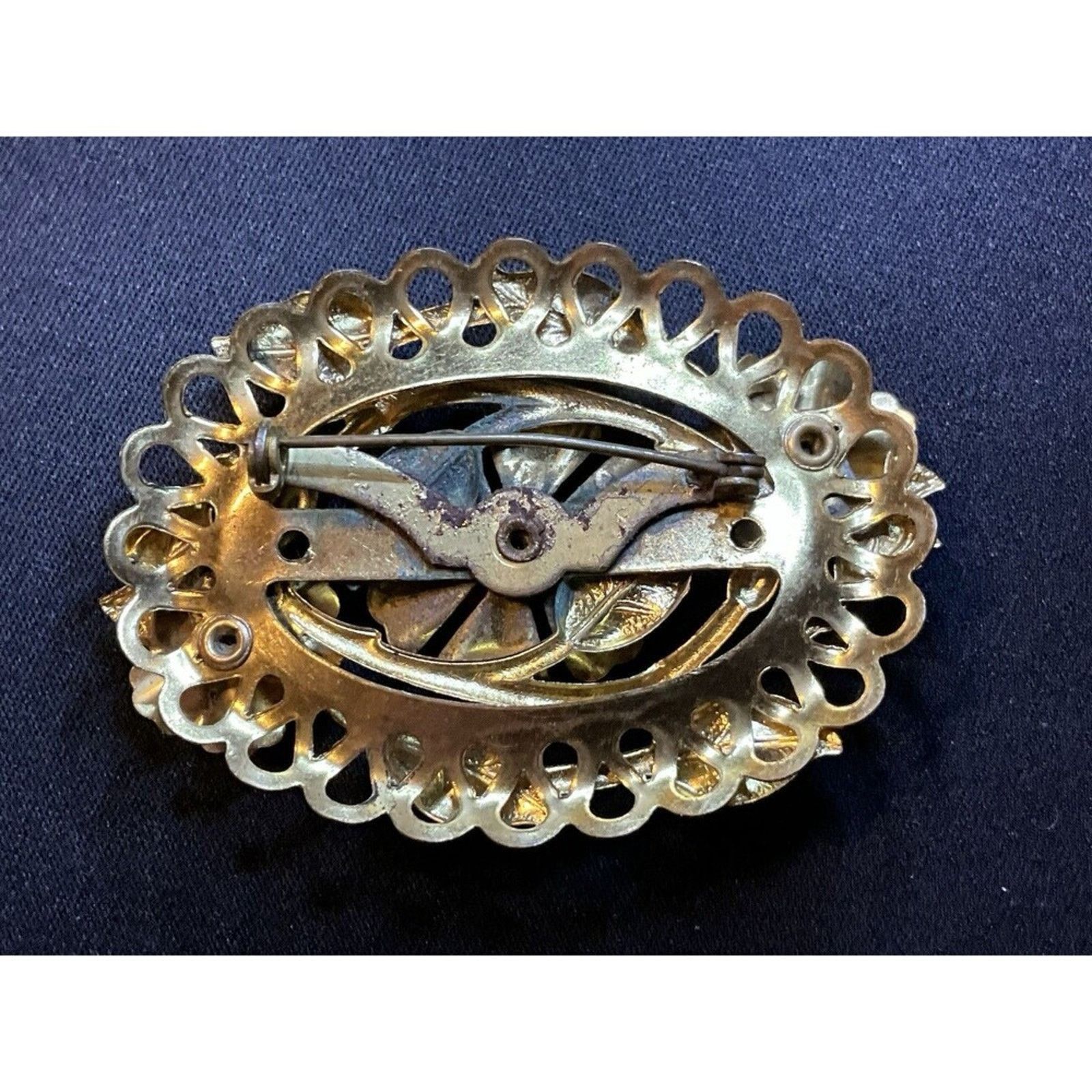 Other Very Rare 1940’s Floral Brooch Red Rhinestones Gold Tone Size ONE SIZE - 5 Thumbnail