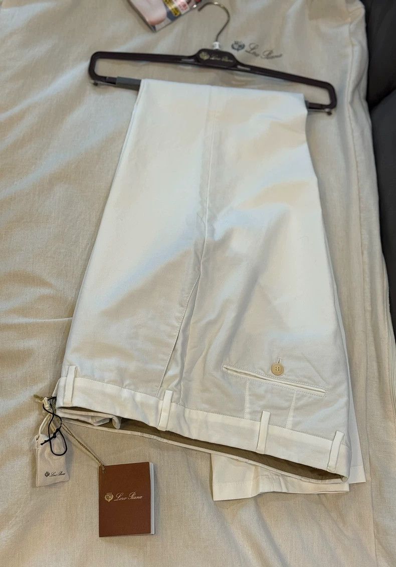 Loro Piana Loro Piana White casual trousers Size US 36 / EU 52 - 1 Thumbnail