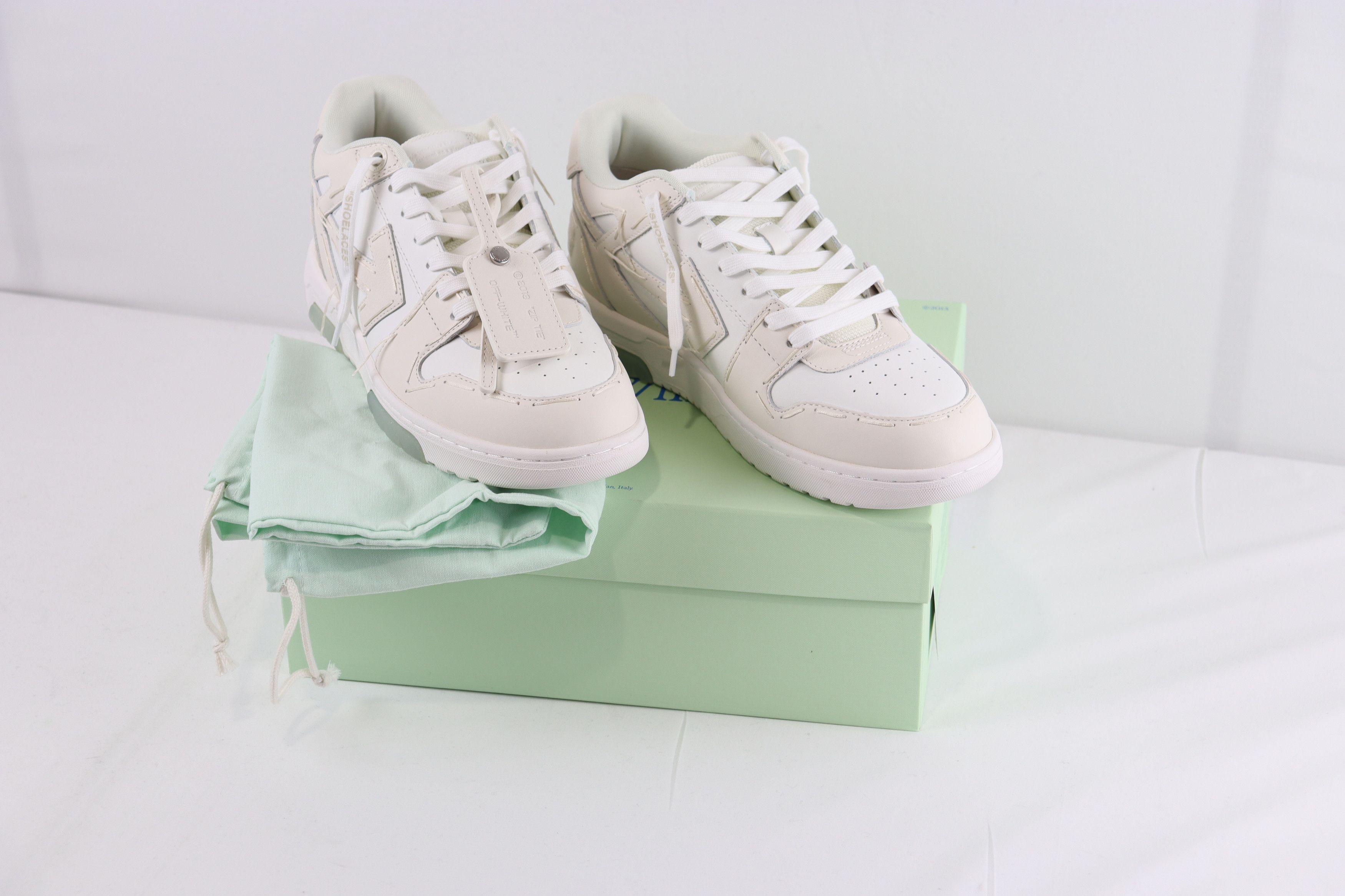 Off-White Sartorial Stitch Out of Office Sneakers OOO Coconut / White Size US 11 / EU 44 - 14 Thumbnail