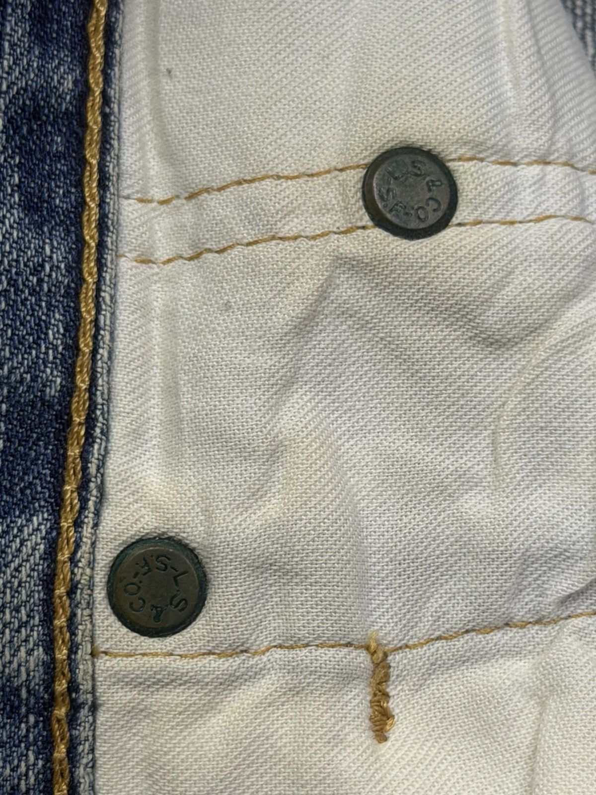 Levi's Vintage 00s Levi’s 501 Japan Market 03501-01 Button 359 |W34 Size US 34 / EU 50 - 11 Thumbnail
