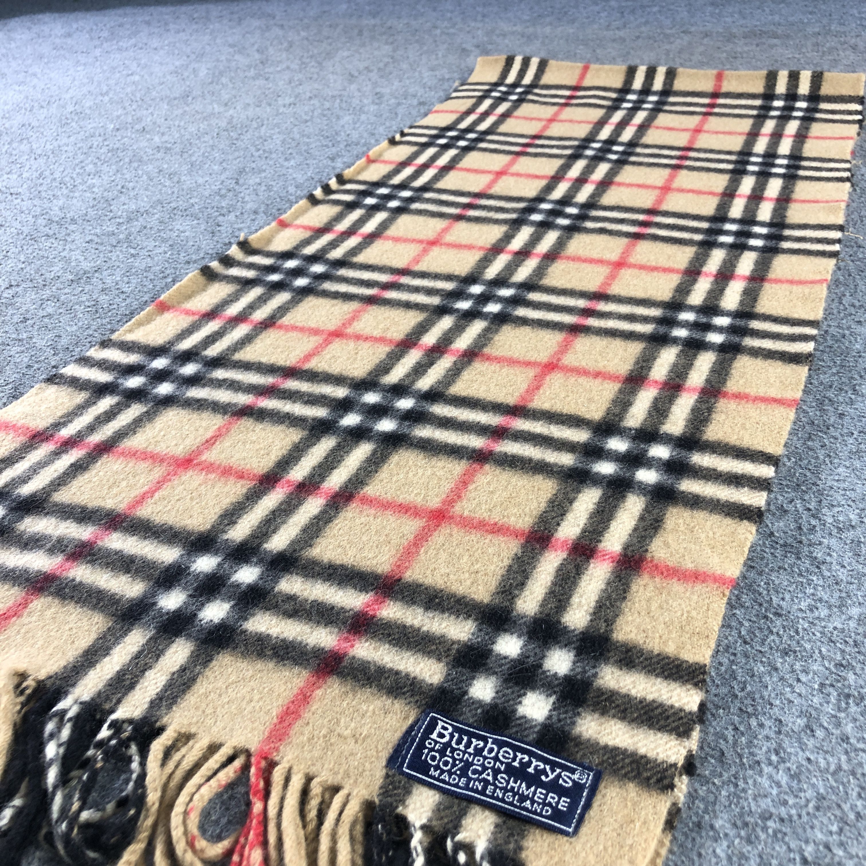 Burberry Burberry Tan Nova Check Cashmere Scarf Muffler V2885 Size ONE SIZE - 3 Thumbnail
