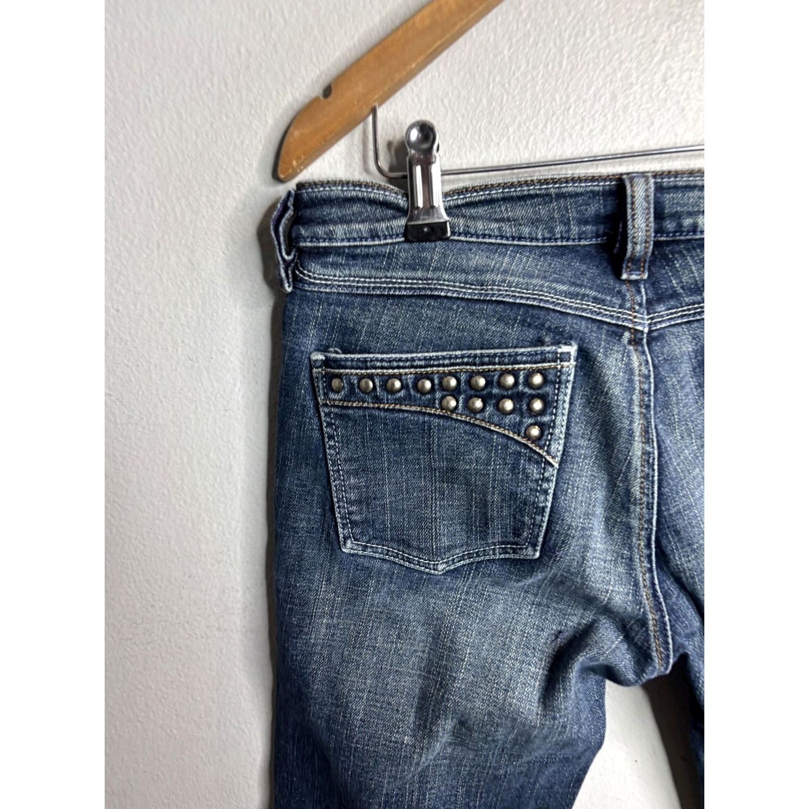 Diesel Diesel Jeans Juniors 7 Blue Medium Wash Low Rise Straight Studded Pockets Denim Jeans Size 28" / US 6 / IT 42 - 2 Thumbnail