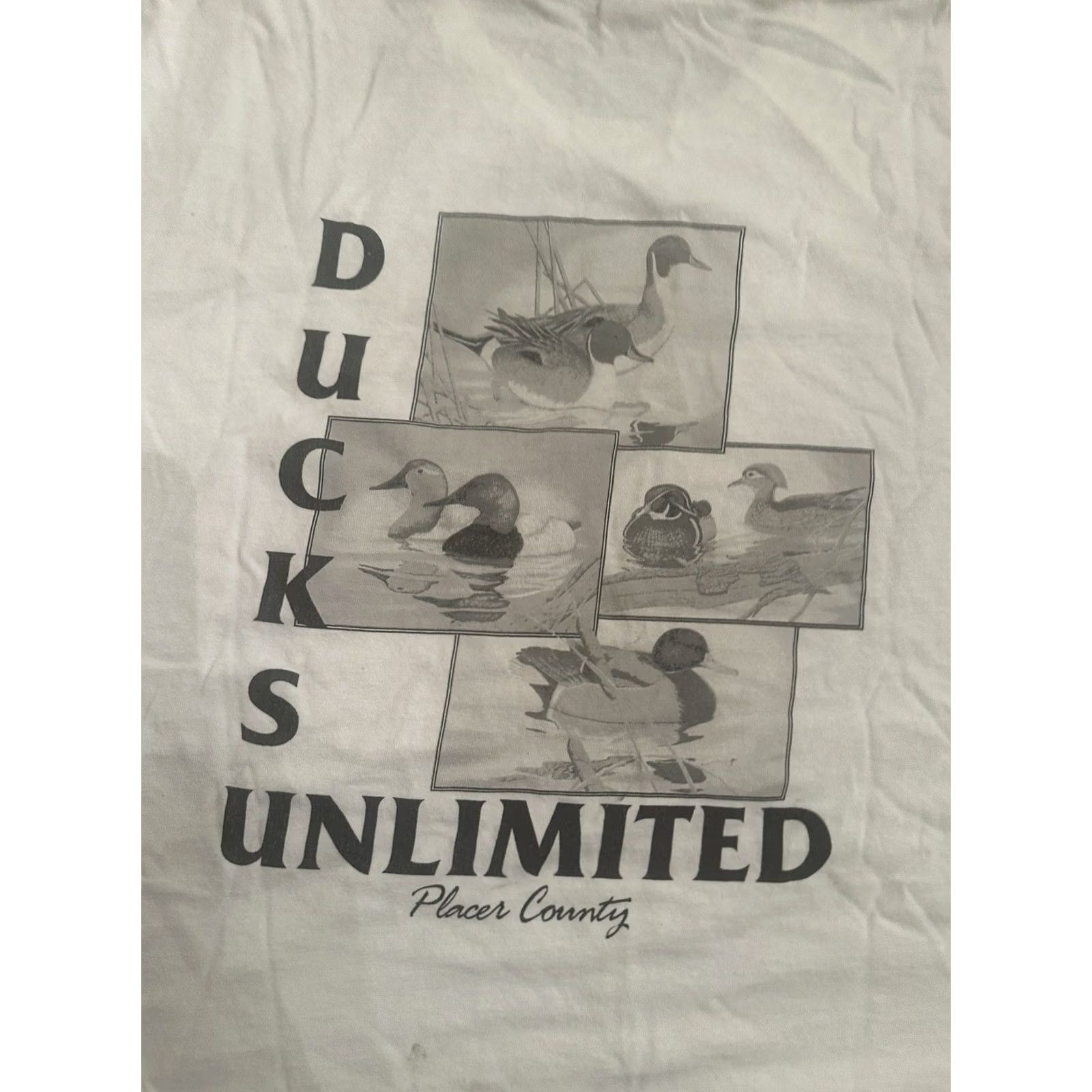Vintage Ducks Unlimited T-Shirt Mens XL White Cotton graphic print Regular fit Jan Jeffery Roderick Art USA Marathon Apparel Dogs Wildlife Size US XL / EU 56 / 4 - 2 Thumbnail