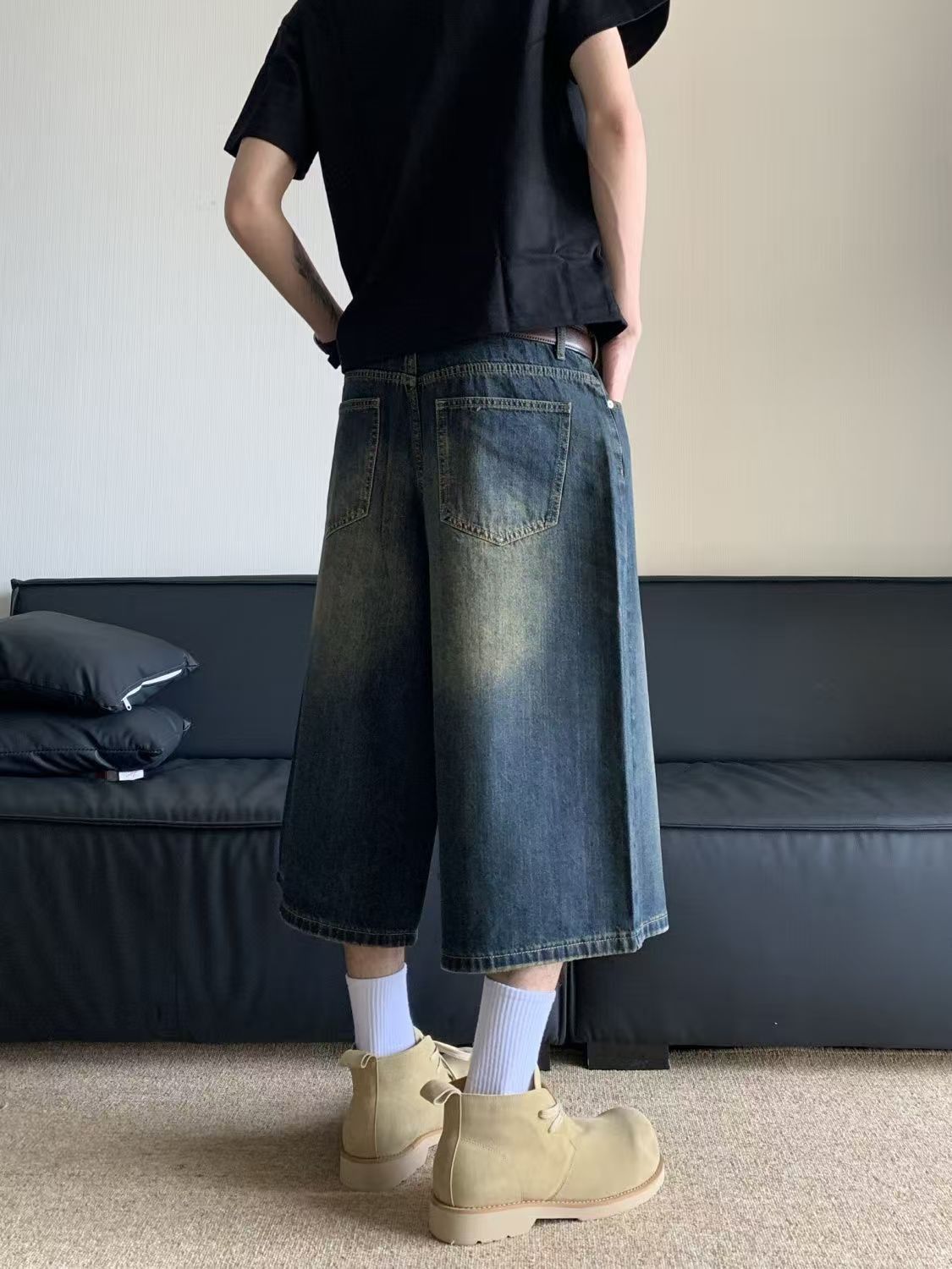 Vintage Blue Washed Distressed Straight-Leg Denim Shorts Size US 32 / EU 48 - 3 Thumbnail