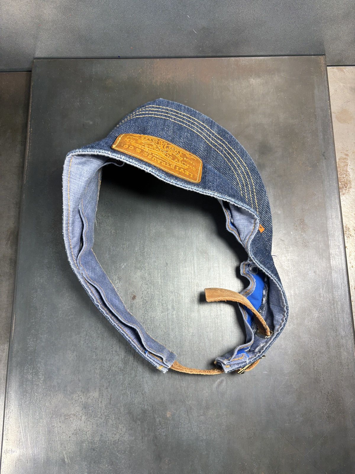 Levi's 1970s Levi's Orange Tab Hat 70s Vintage Dark Denim Visor Cap Size ONE SIZE - 18 Thumbnail