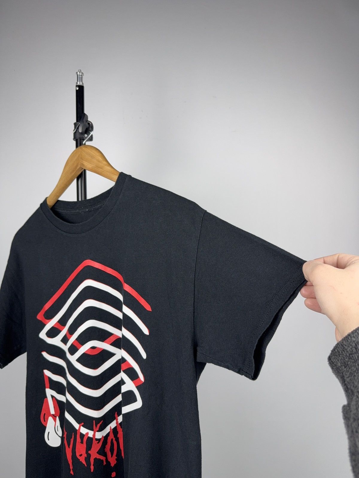 Band Tees 00s Yungblud Blood Drip Graphic Tour pop punk T-Shirt Black Size US M / EU 48-50 / 2 - 9 Thumbnail