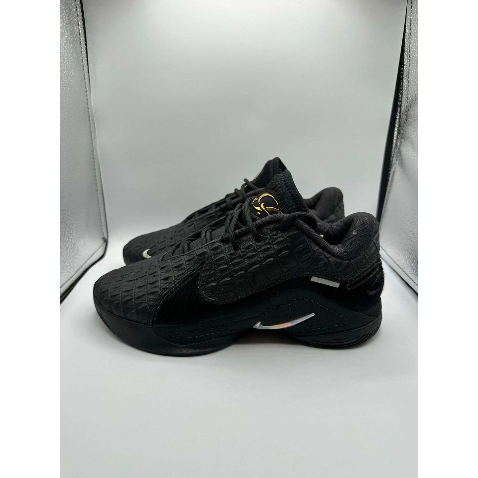 Nike Nike LeBron 22 LX “Black Label Pack” size 6.5 men’s Size US 6.5 / EU 39-40 - 1 Thumbnail