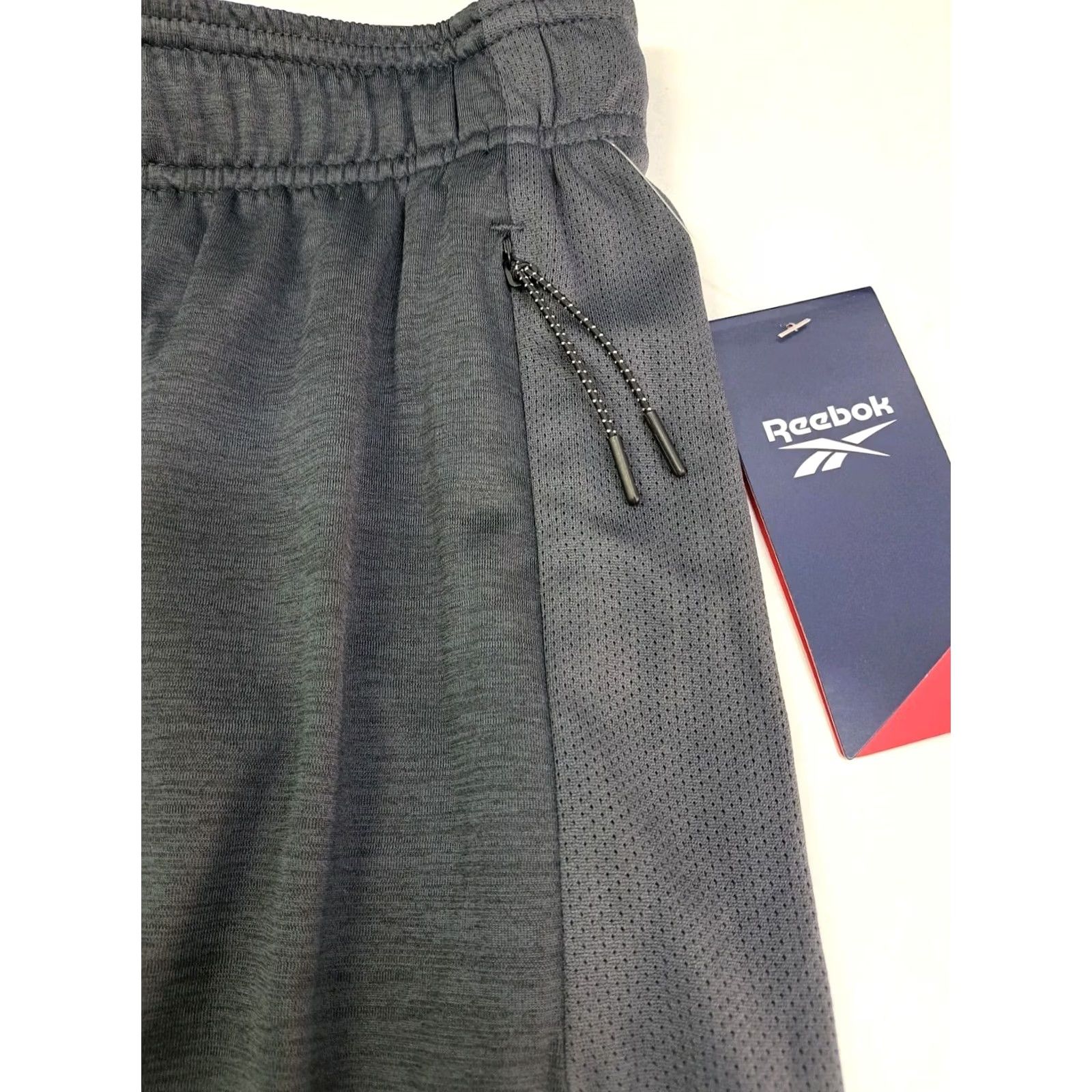 Reebok NWT Reebok Blitz Everyday/Running Active Shorts XL Black/Heather Zip Pockets Drawstring Men Athletic 7in Inseam Size US 36 / EU 52 - 5 Thumbnail