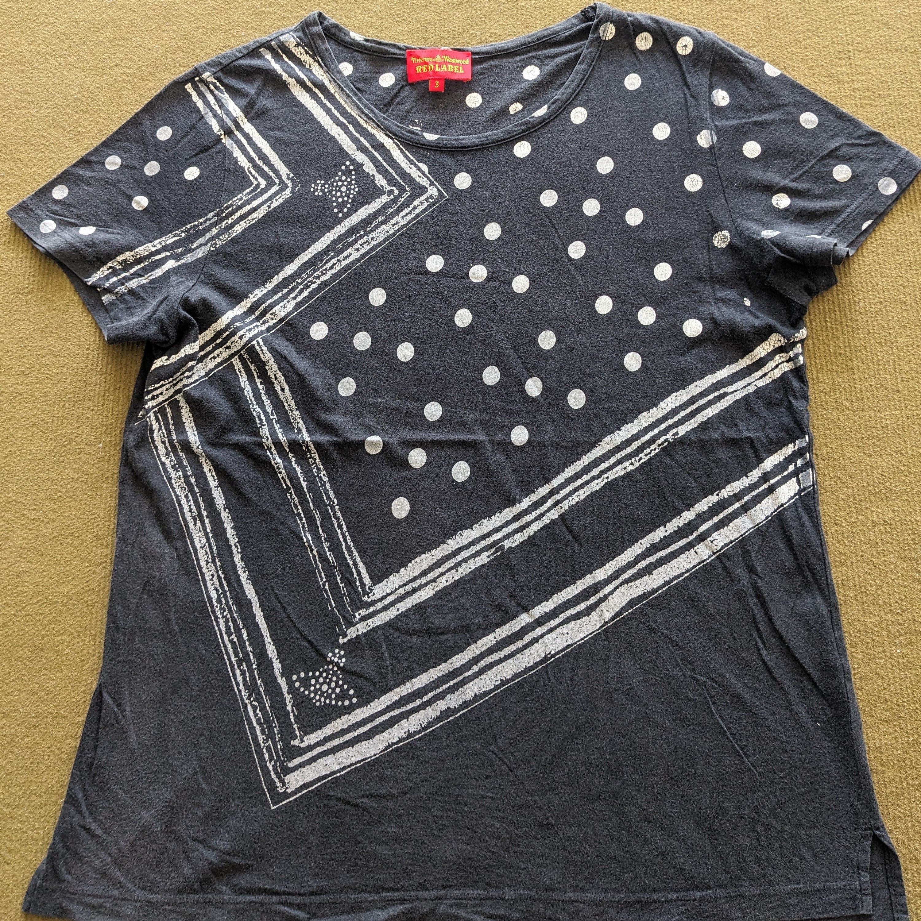 Vivienne Westwood Vintage Vivienne Westwood Fashion Designer Brand T-shirt Size US S / EU 44-46 / 1 - 2 Thumbnail