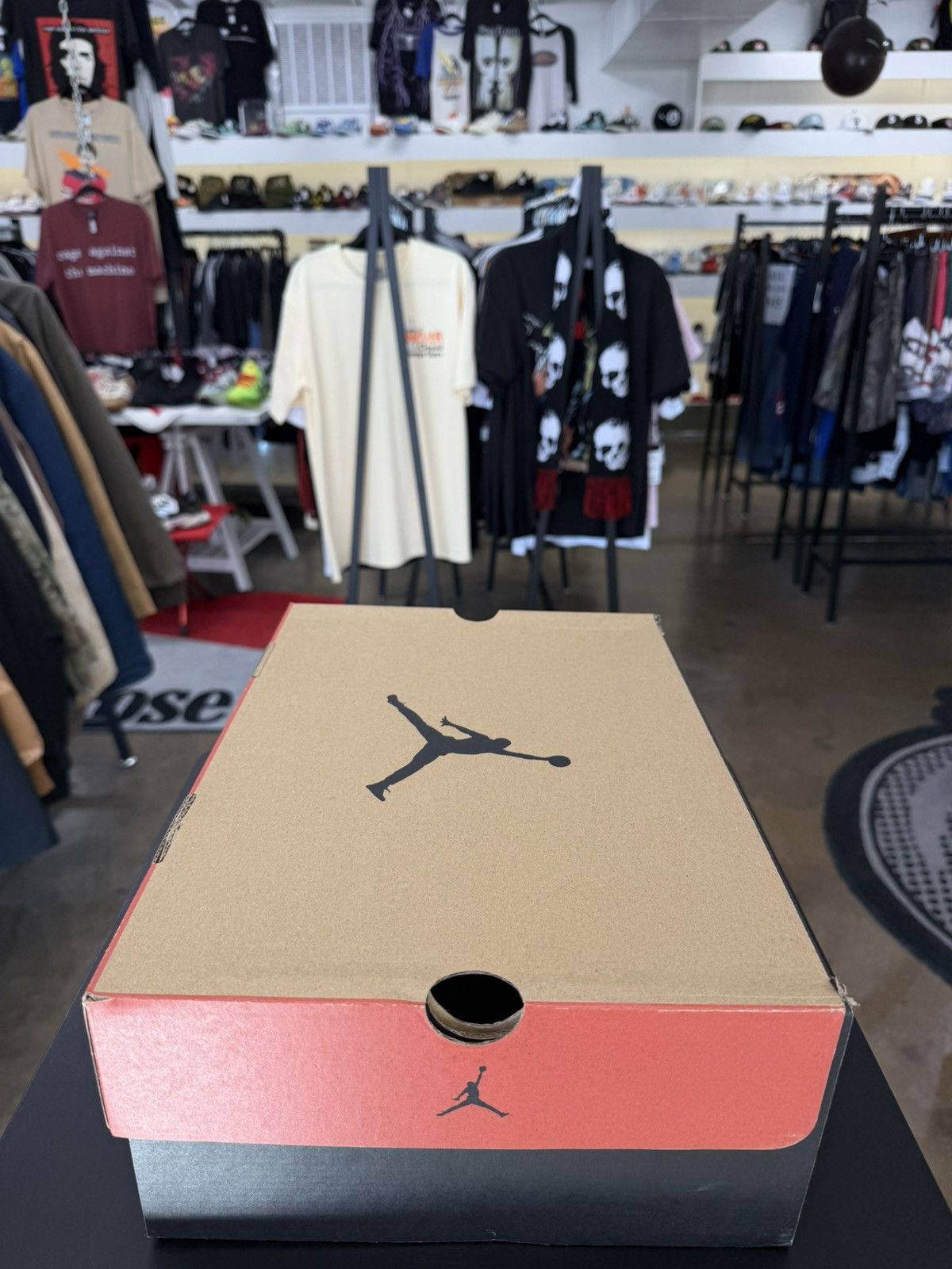 Jordan Brand Air Jordan 12 Playoffs Size 8.5 (2022) Size US 8.5 / EU 41-42 - 15 Thumbnail