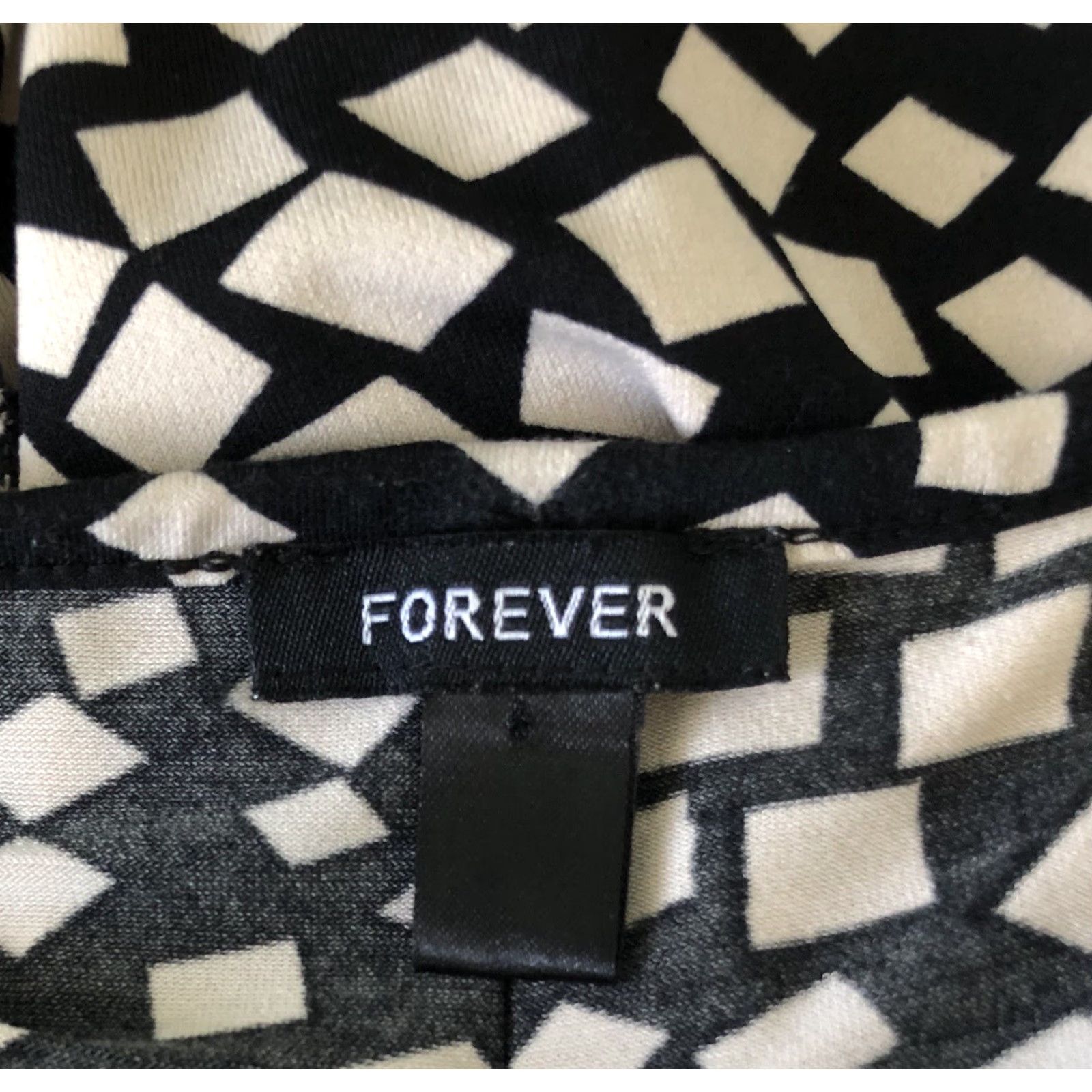 Forever 21 VINTAGE FOREVER 21 Dress Sleeveless Midi Fit & Flare S Tan/Blk Mod Pleated Geometric Print Bohemian Retro 60s Womens Size S / US 4 / IT 40 - 4 Thumbnail