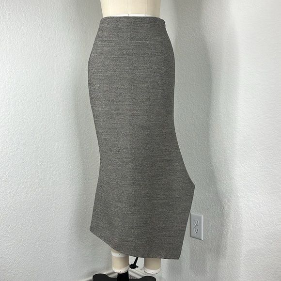 Victoria Beckham Victoria Beckham Gray Marled Scuba Pencil Skirt Asymmetrical Size 27" / US 4 / IT 40 - 1 Thumbnail