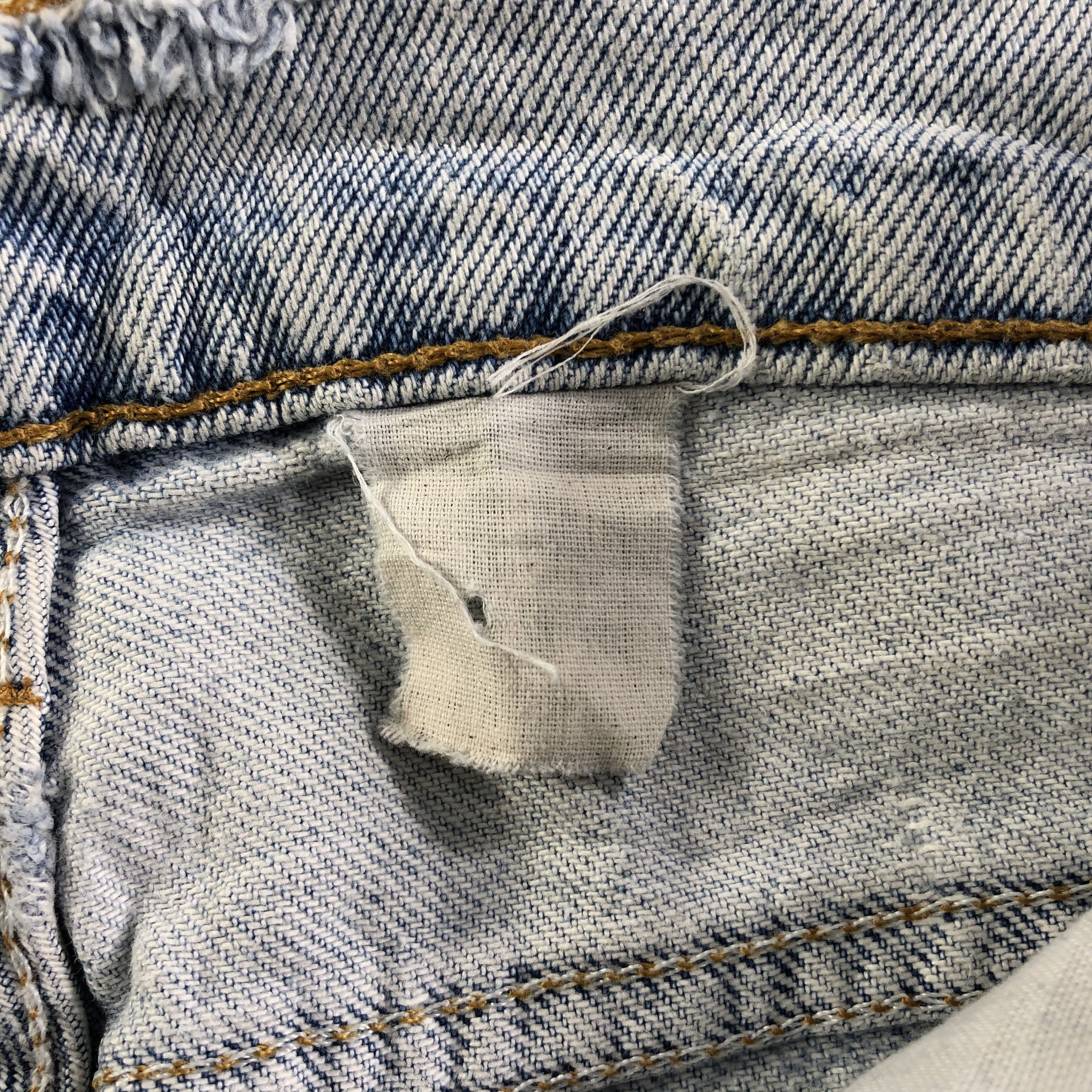 Levi's Vintage Light Wash Levis Jeans-J4468 Size US 26 / EU 42 - 13 Thumbnail