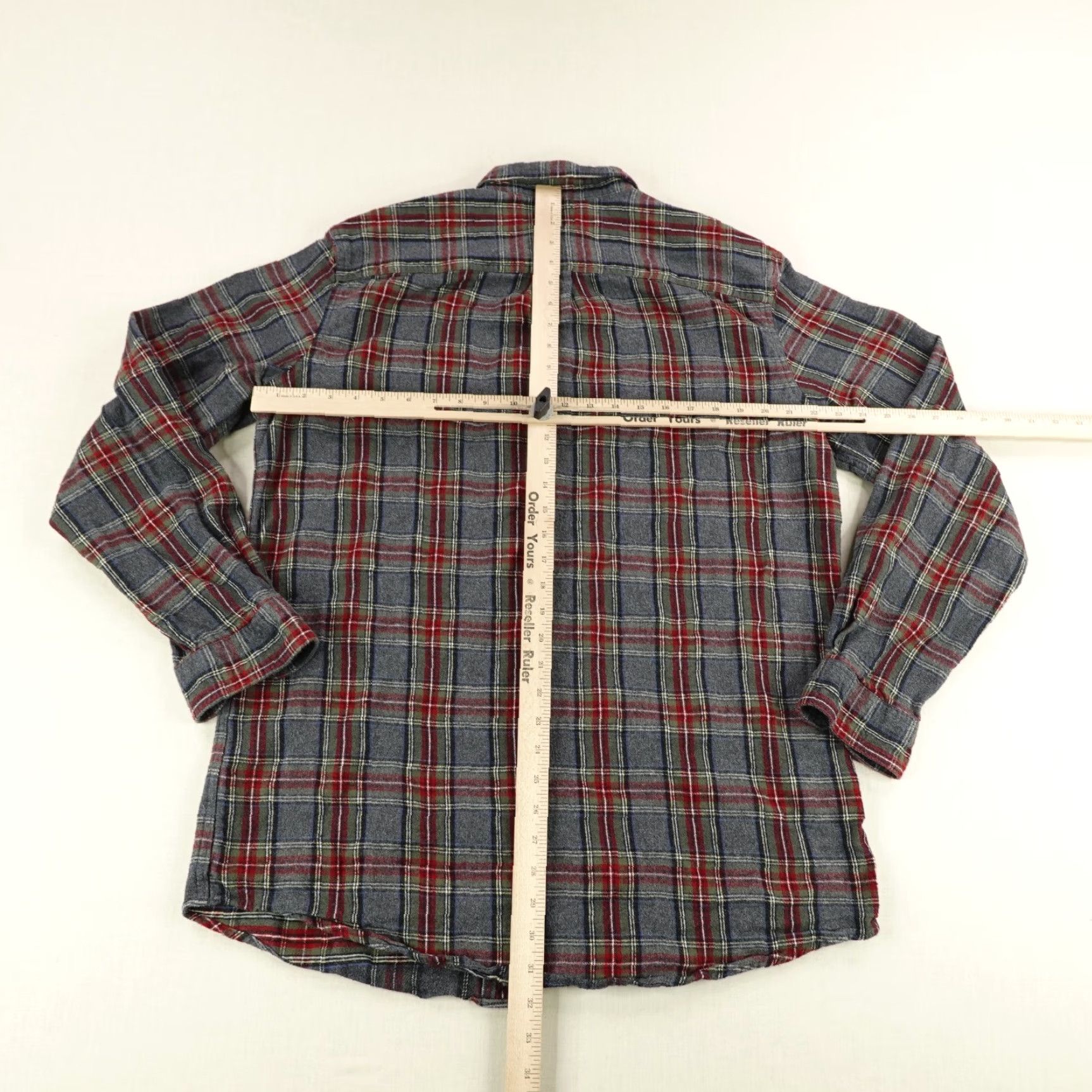 Vintage VINTAGE LL Bean Shirt Mens Big & Tall Large Tall Plaid Flannel Button-Up Cotton Gray Red 90s Mens Size US L / EU 52-54 / 3 - 5 Thumbnail