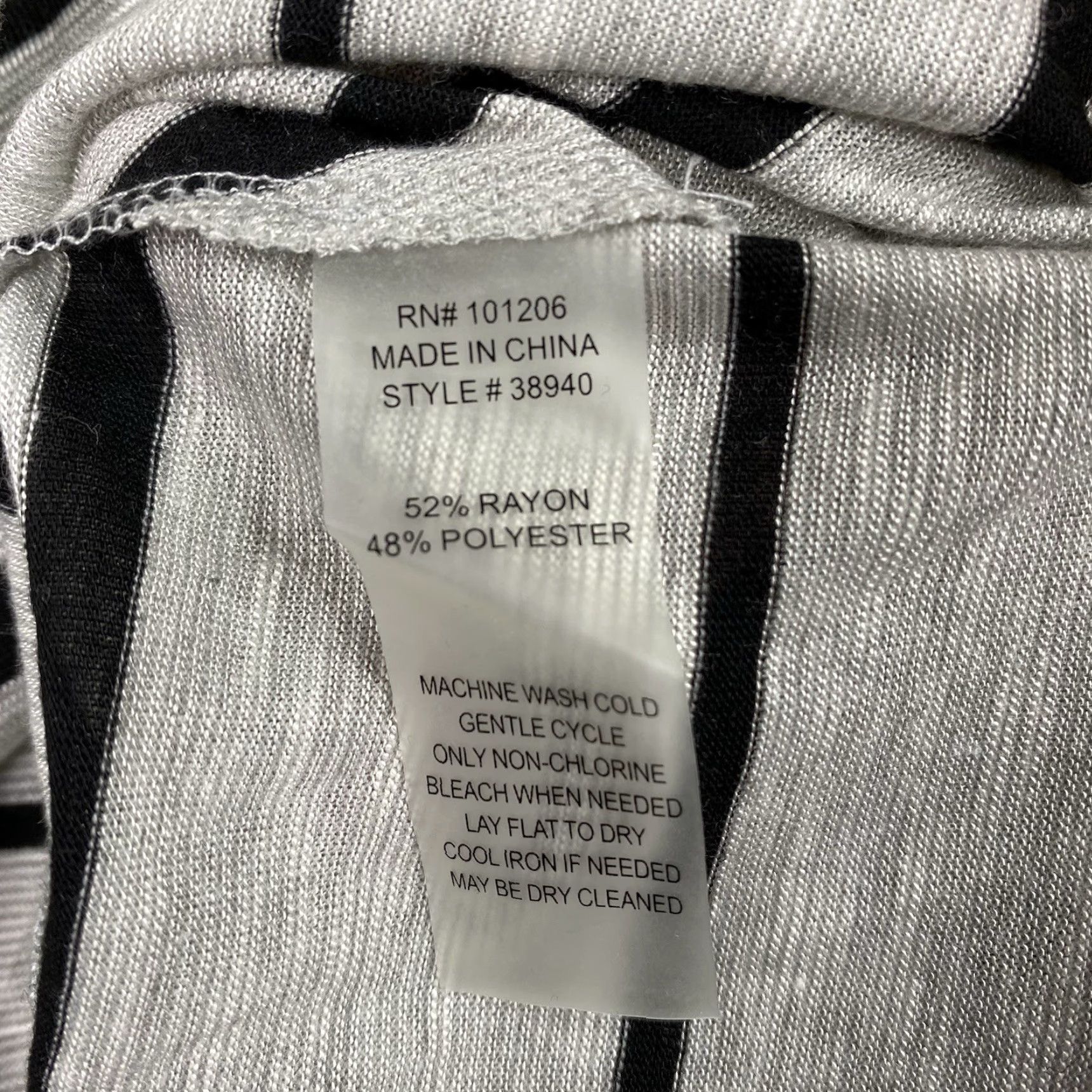 Soft Surroundings Soft Surroundings Shirt Womens 1X Gray V-Neck Tunic Striped Stretch Lightweight Size XL / US 12-14 / IT 48-50 - 6 Thumbnail