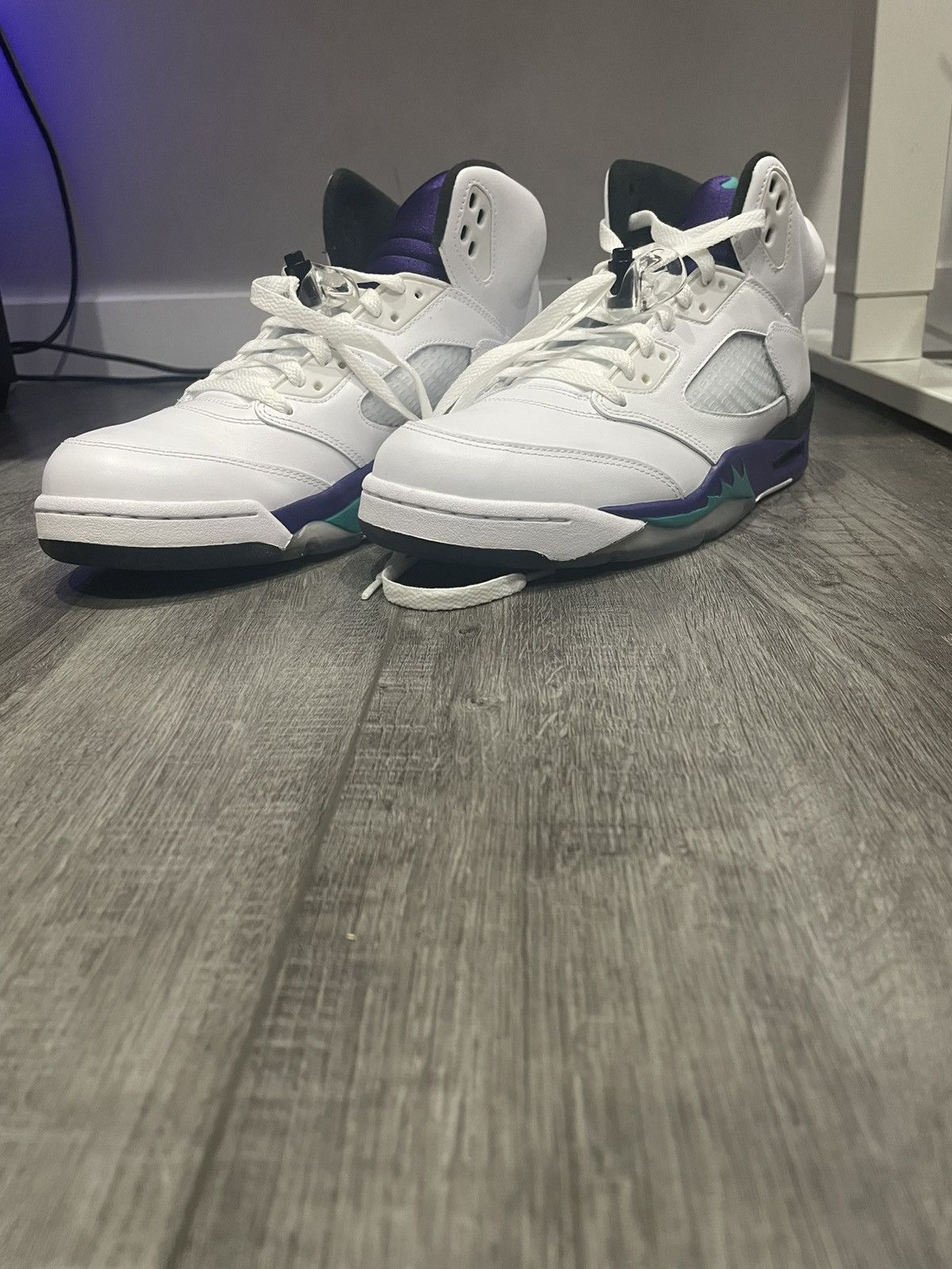 Jordan Brand Jordan 5 retro “Grape” Size US 11 / EU 44 - 2 Thumbnail