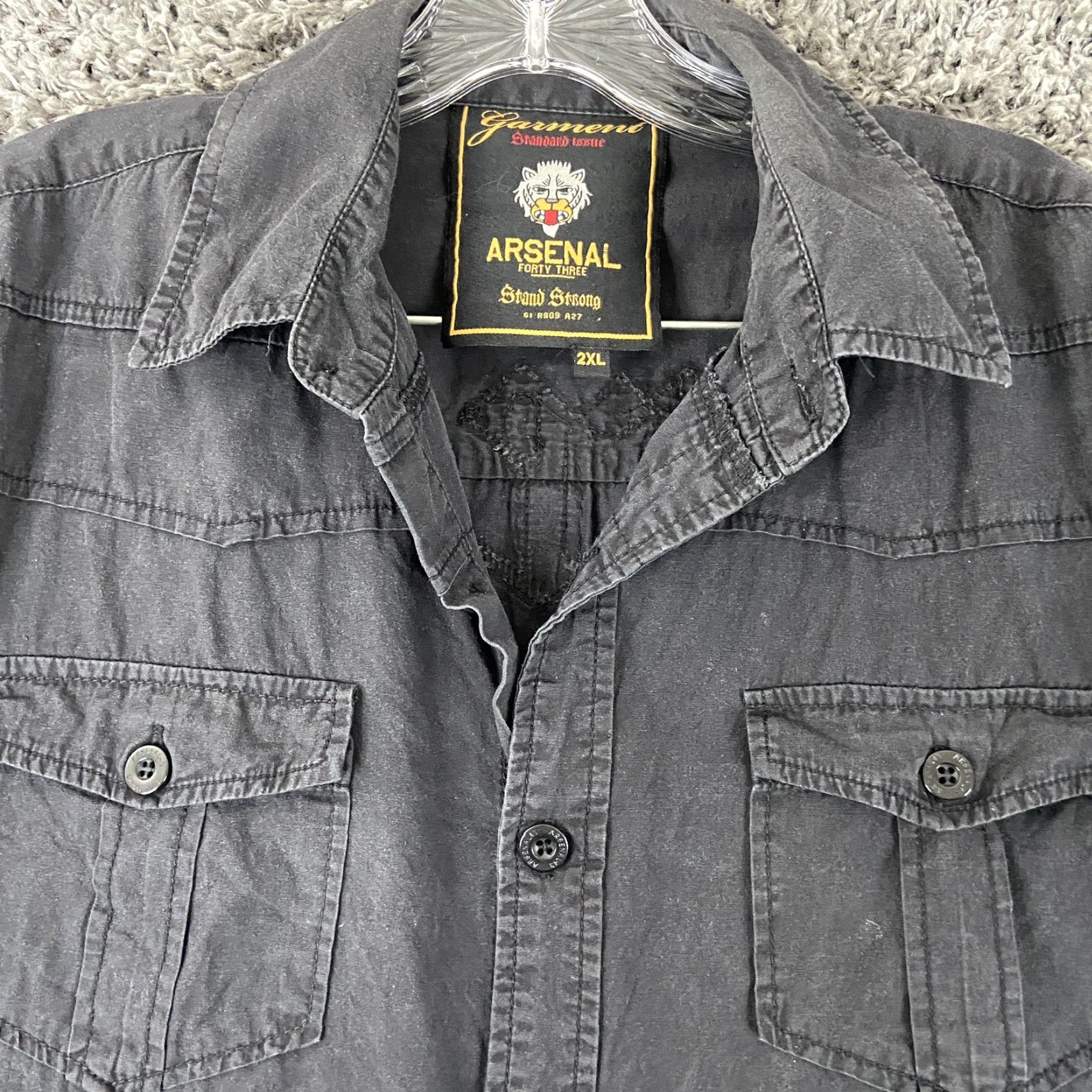 Vintage VINTAGE Garment Standard Issue Arsenal 43 Stand Strong Button-Up Shirt Men 2XL Black Short Sleeve Mens Size US XXL / EU 58 / 5 - 7 Thumbnail