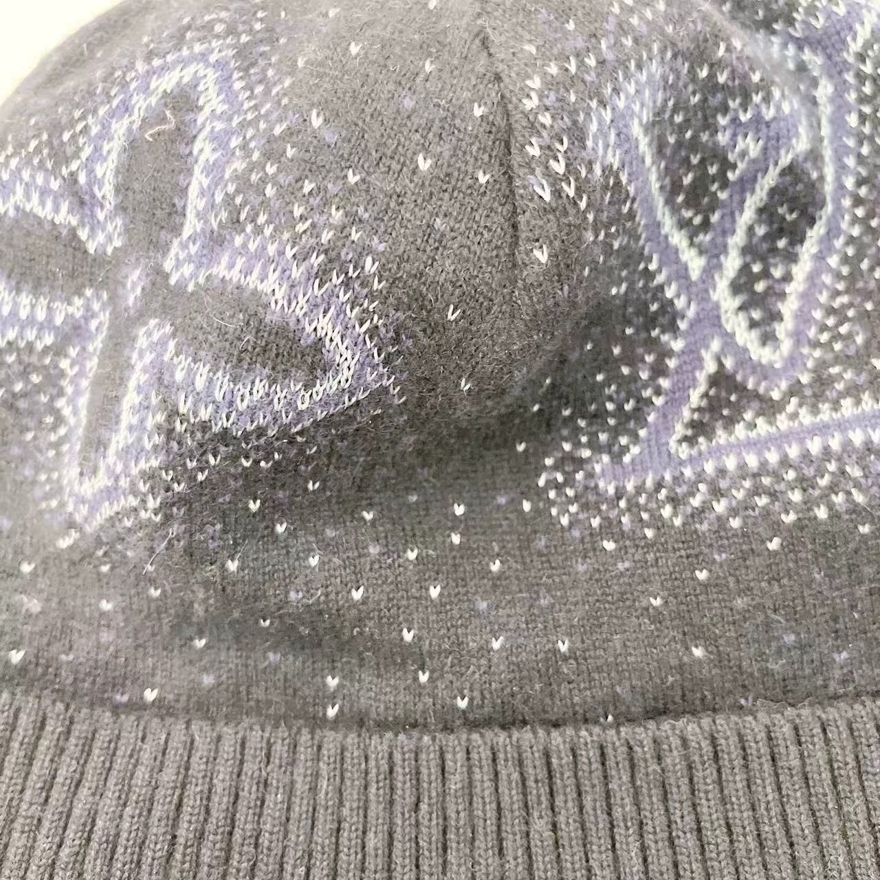 Louis Vuitton Louis Vuitton monogram blue and black knit hat Size ONE SIZE - 6 Thumbnail