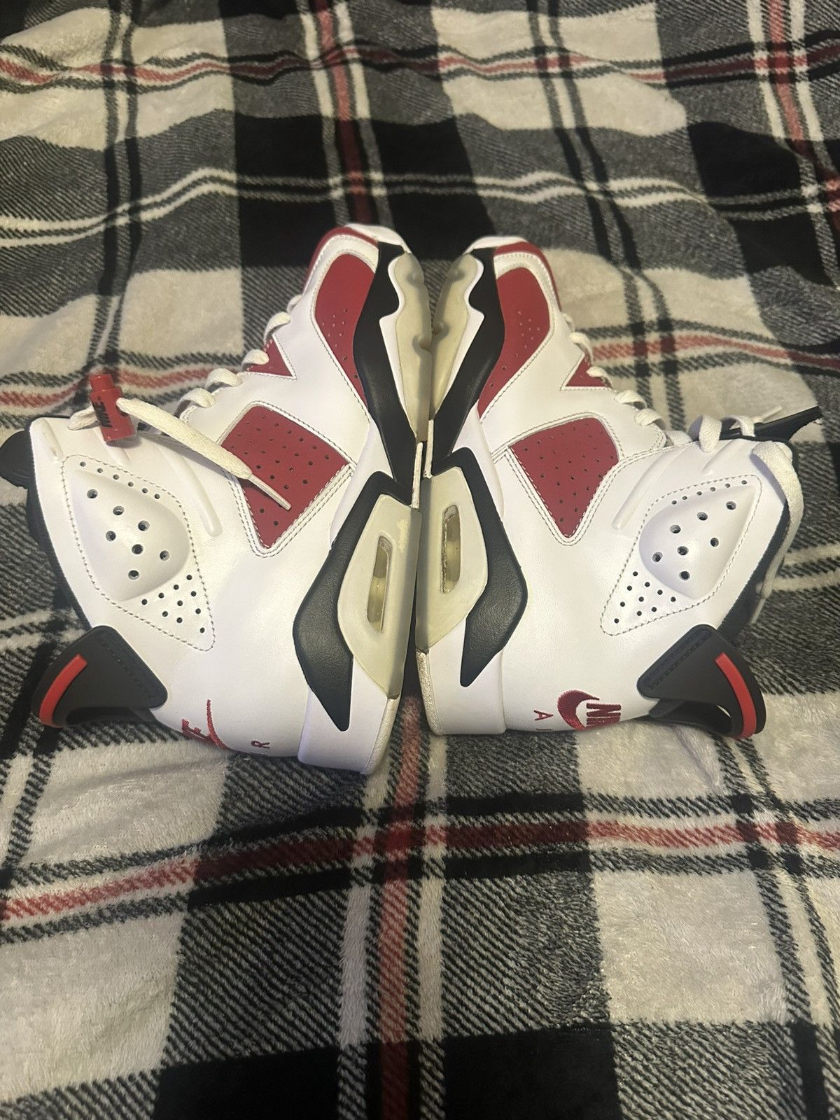 Jordan Brand Retro Carmine 6’s Size US 9.5 / EU 42-43 - 5 Thumbnail