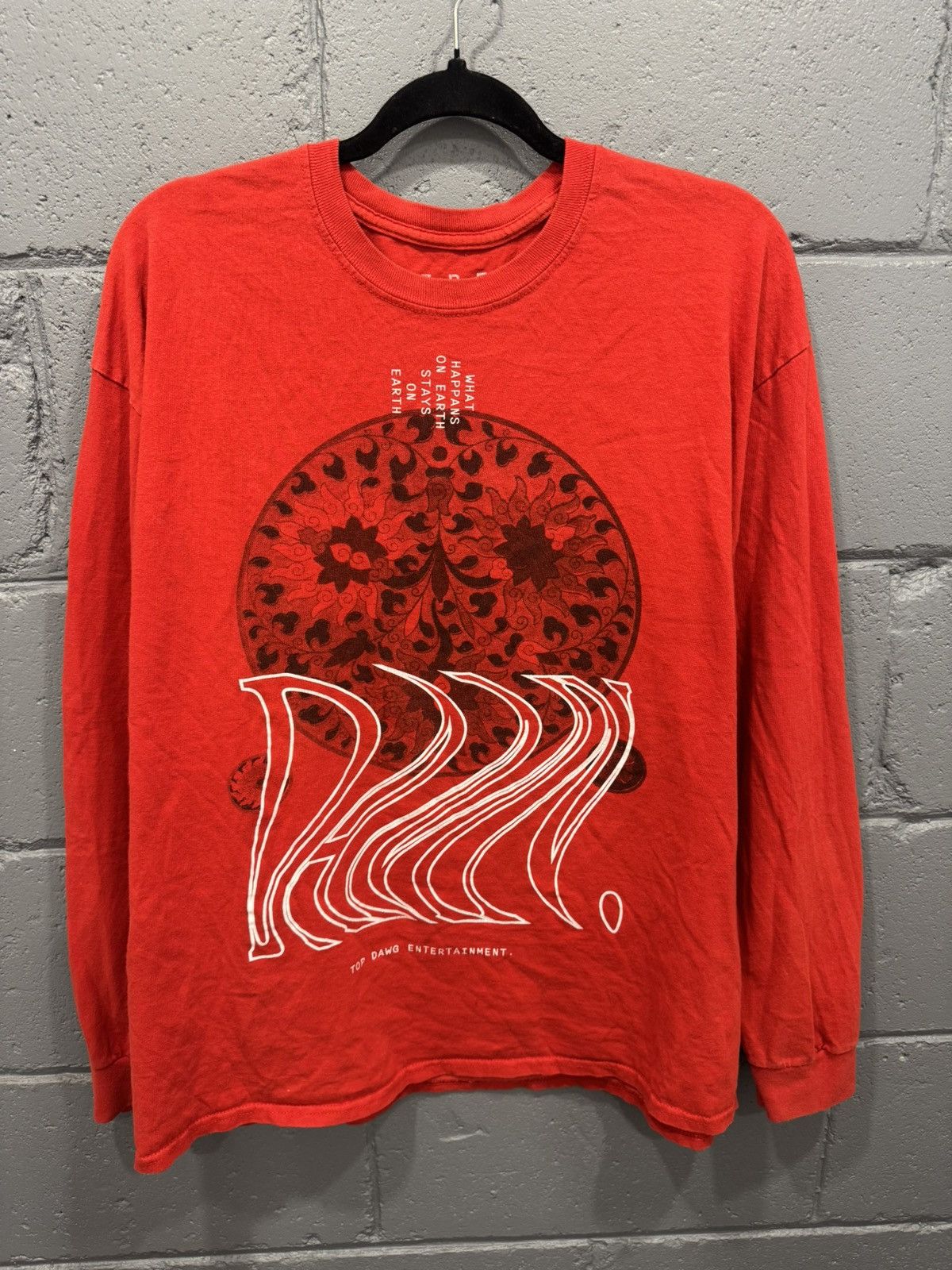 Kendrick Lamar Damn Tour 2017 TDE long sleeve Size US XL / EU 56 / 4 - 1 Thumbnail