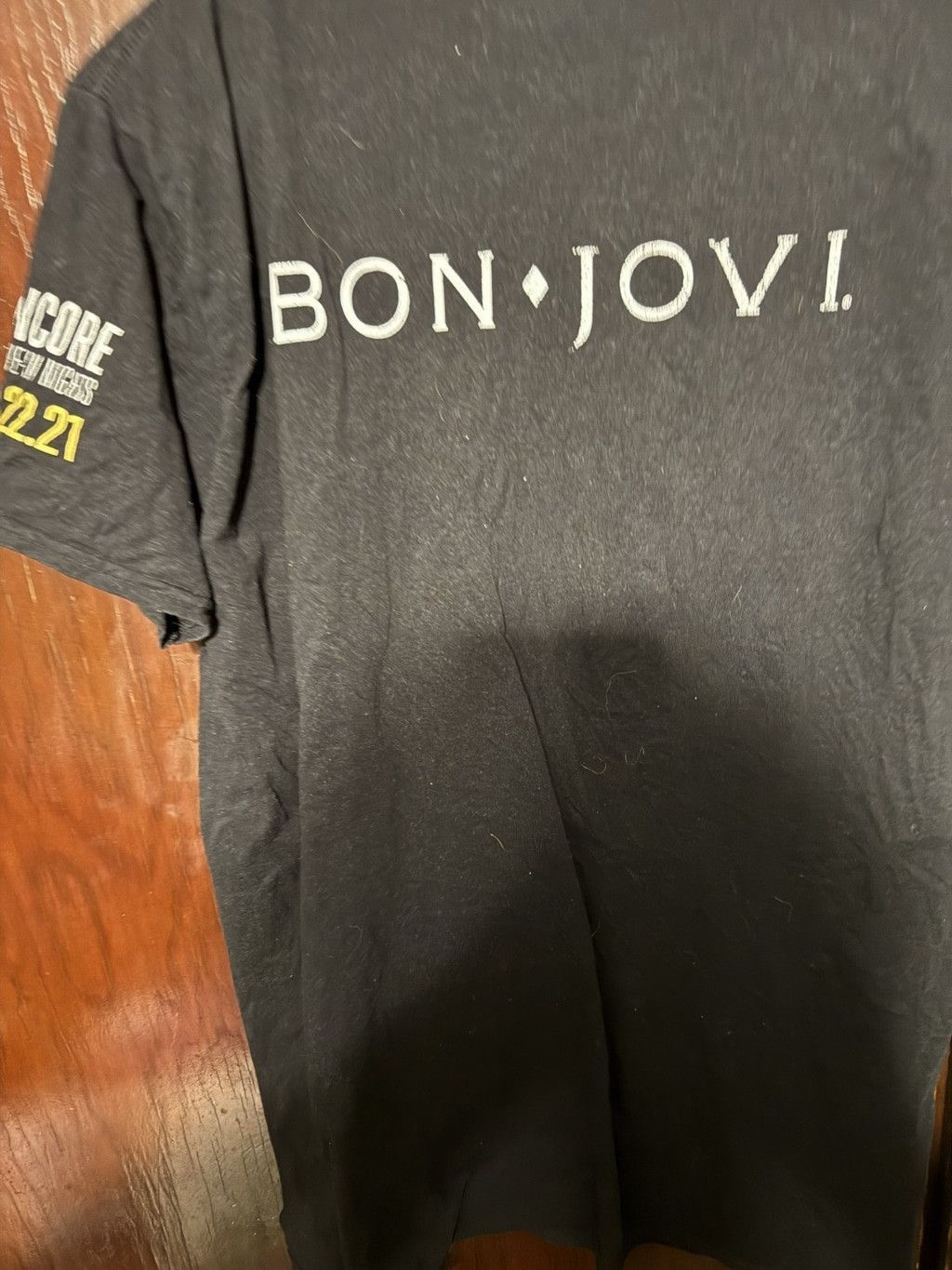 Gildan Bon Jovi 2021 Concert t-shirt Black Men's size L Size US L / EU 52-54 / 3 - 4 Thumbnail