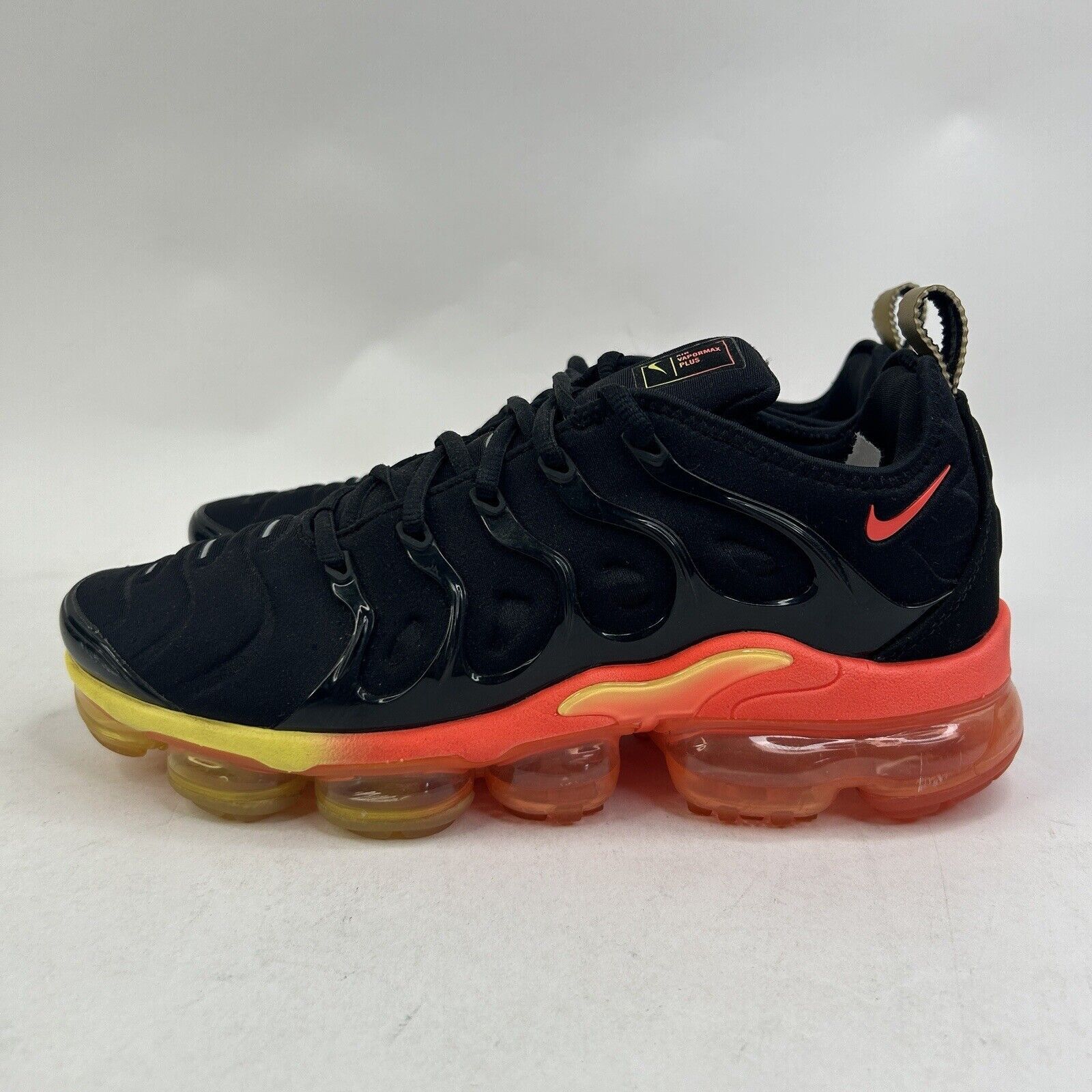 Nike Nike Air Vapormax Plus “Black Sunset Orange/Fresh” 2024 Size US 9 / EU 42 - 6 Thumbnail