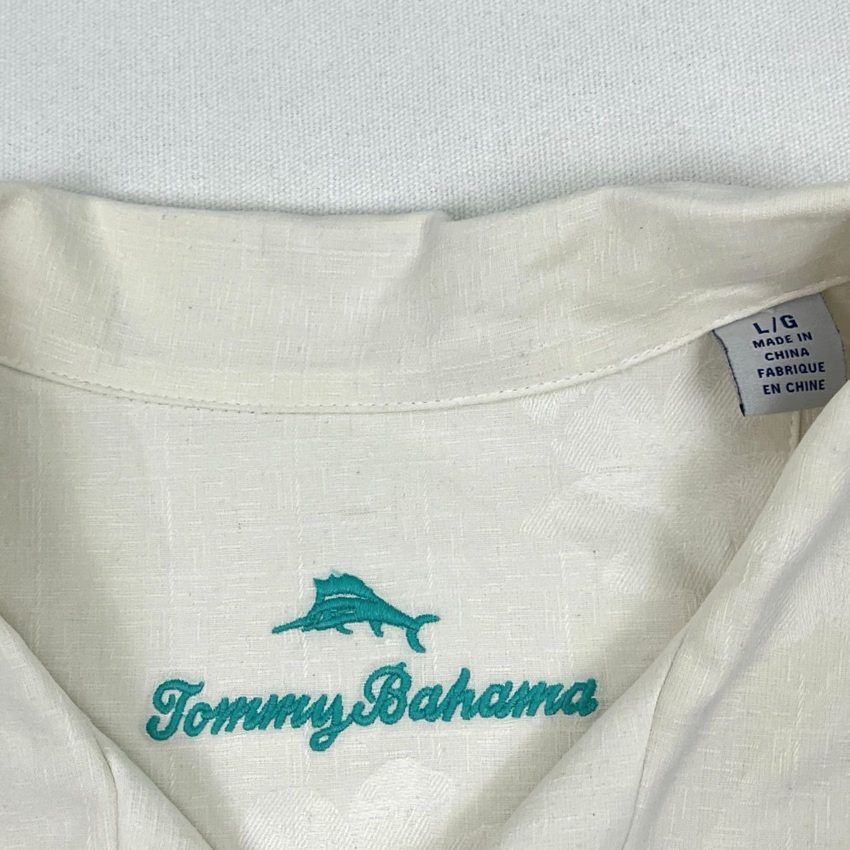 Tommy Bahama Tommy Bahama Shirt Mens L Ivory Silk Course Calling Golf Button Loop Collar Size US L / EU 52-54 / 3 - 4 Thumbnail