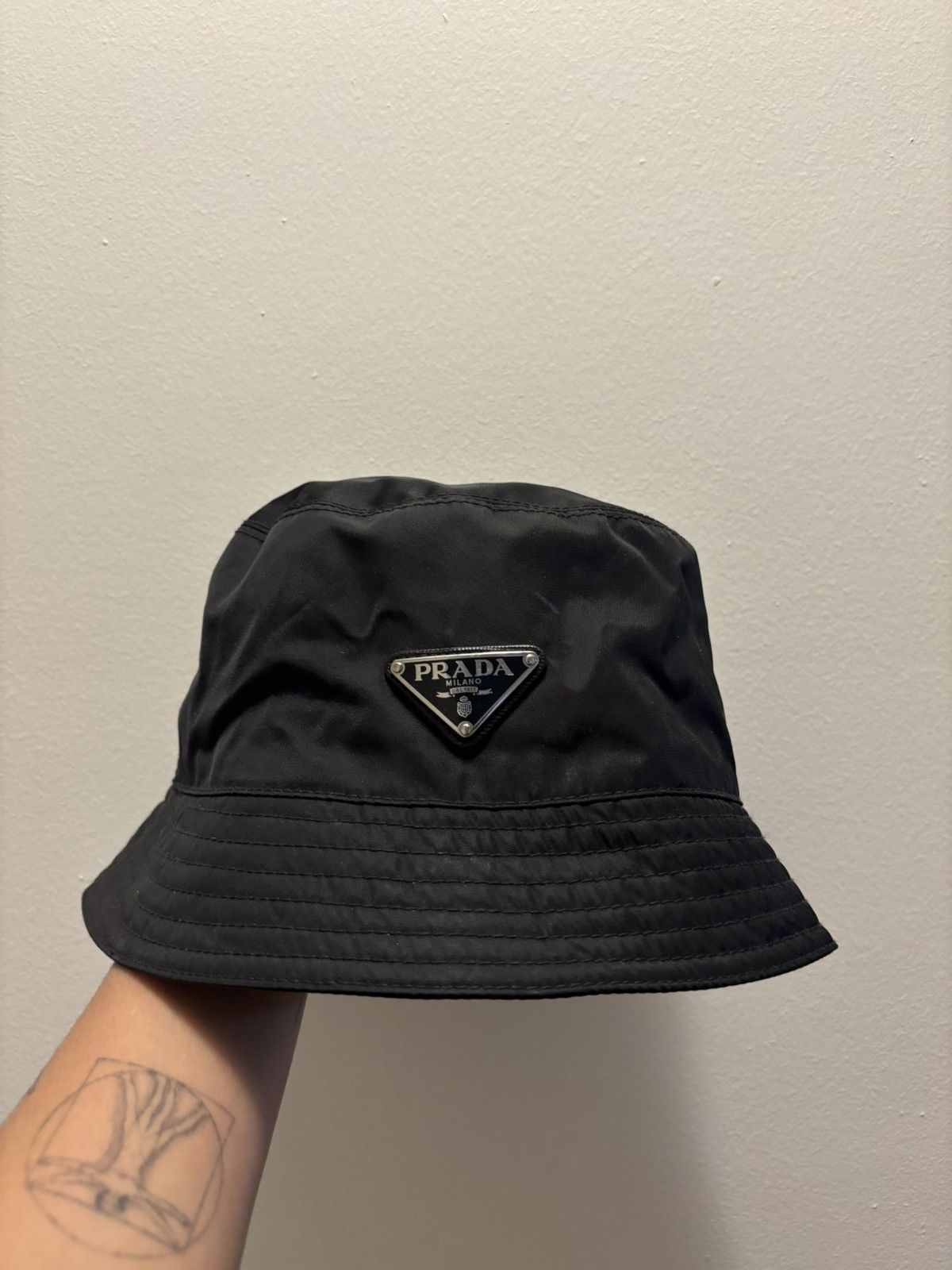 Prada Prada Re-Nylon Bucket Hat Size ONE SIZE - 1 Thumbnail