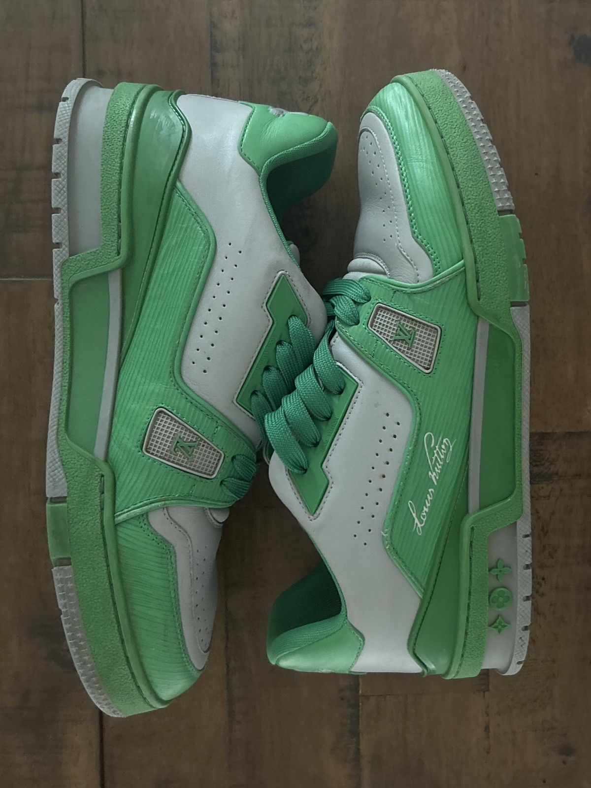 Louis Vuitton RARE LV trainer #54 green & grey Size US 9 / EU 42 - 1 Thumbnail