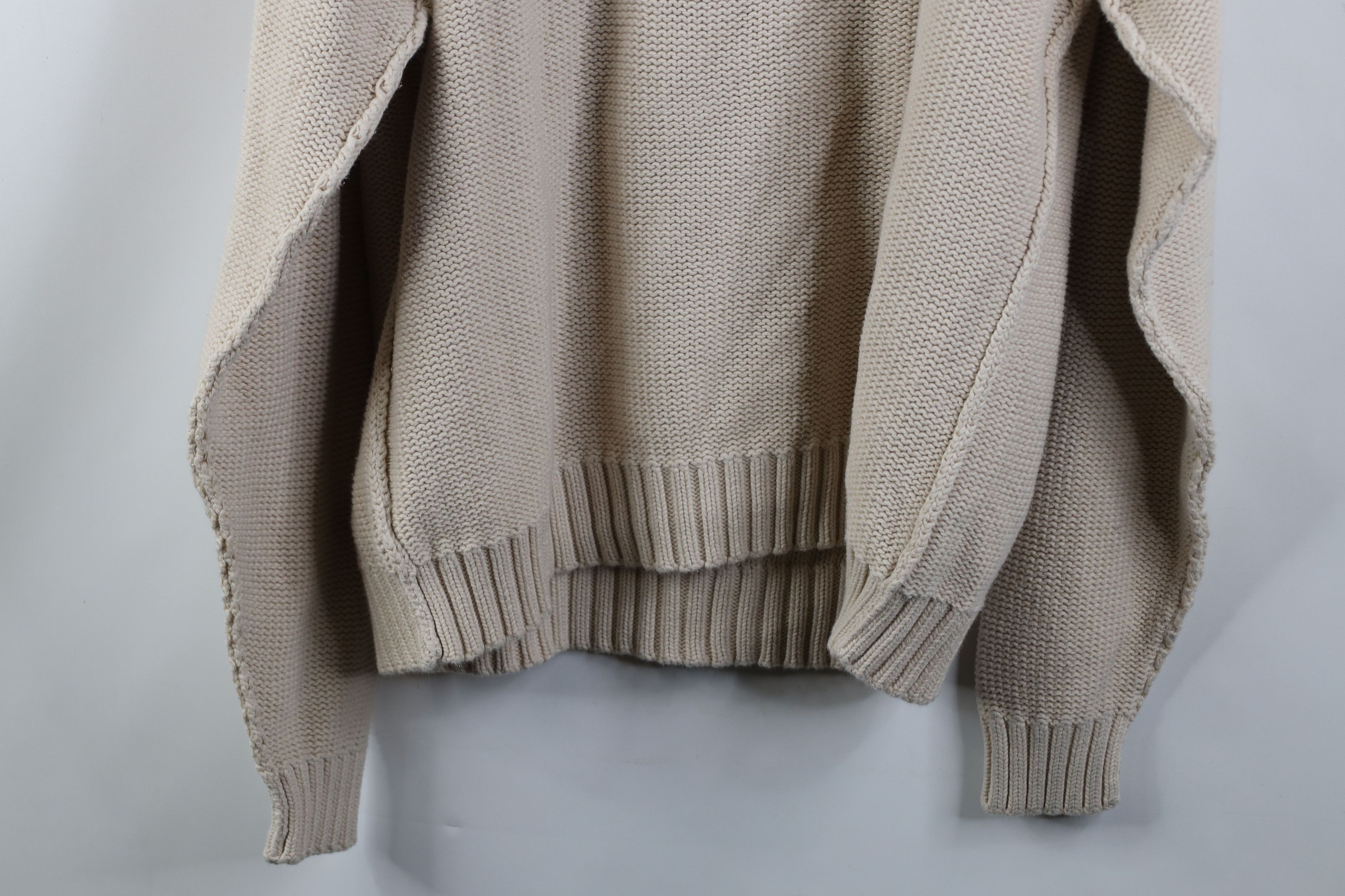 Gap Vintage Y2K 2001 Gap Heavyweight Knit V-Neck Sweater Beige Size US XL / EU 56 / 4 - 11 Thumbnail