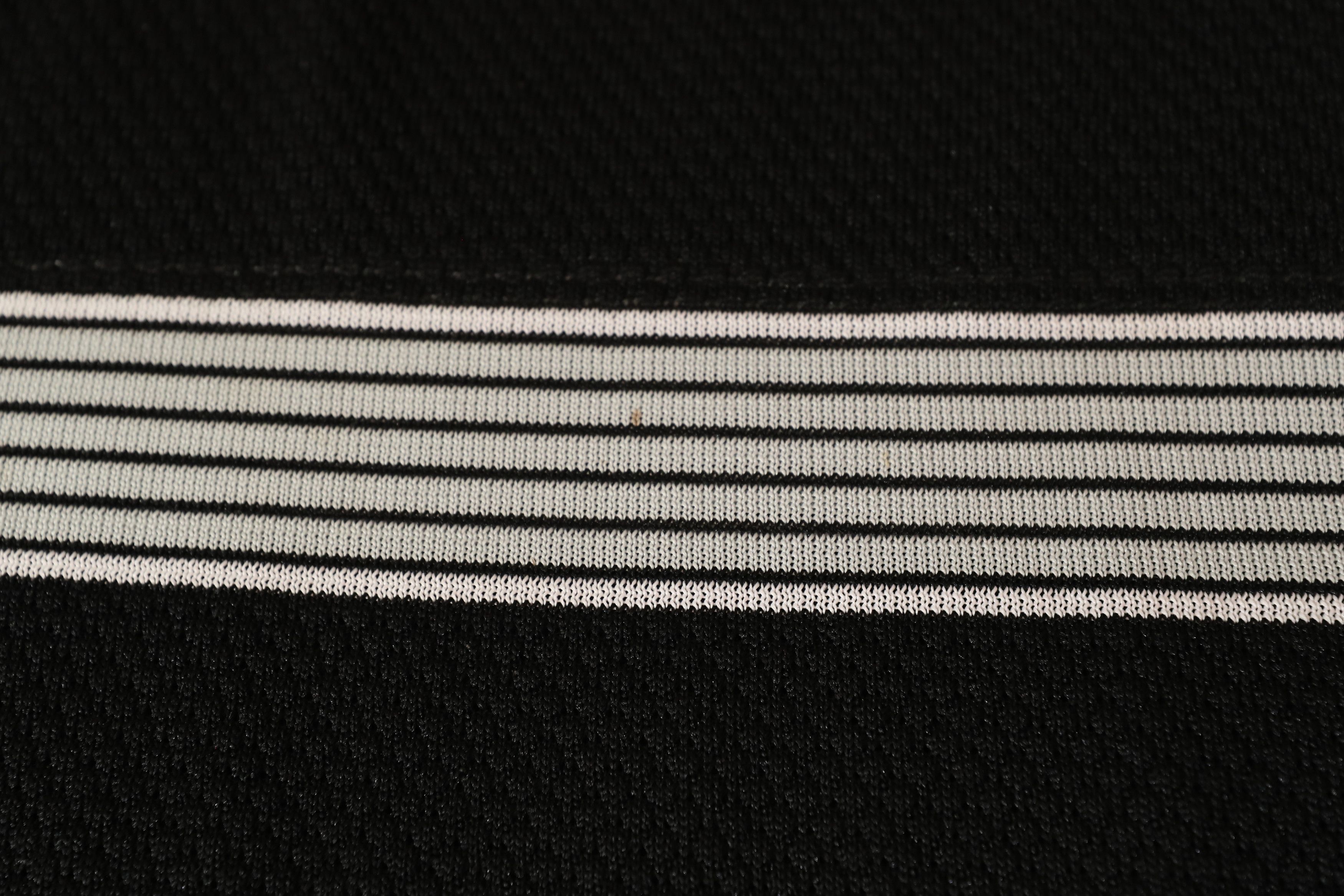 Other Hip Hop History Knit Black & White Striped Shirt (XXL) Size US XXL / EU 58 / 5 - 8 Thumbnail