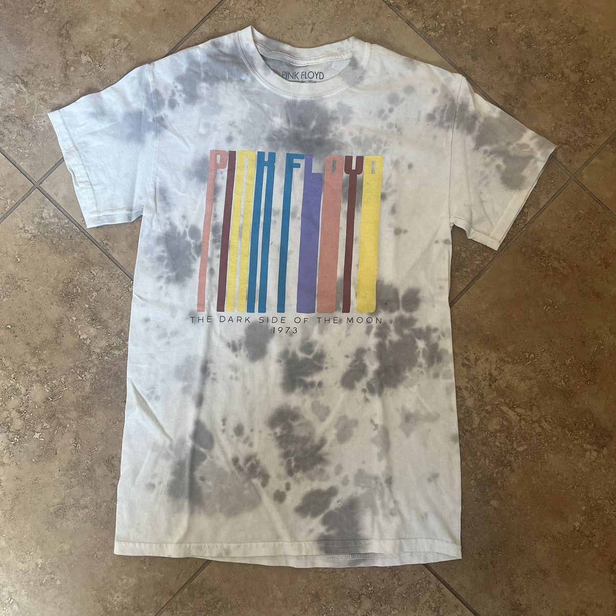 Pink Floyd Dark Side of The Moon blended-dye Tee Size US M / EU 48-50 / 2 - 1 Thumbnail