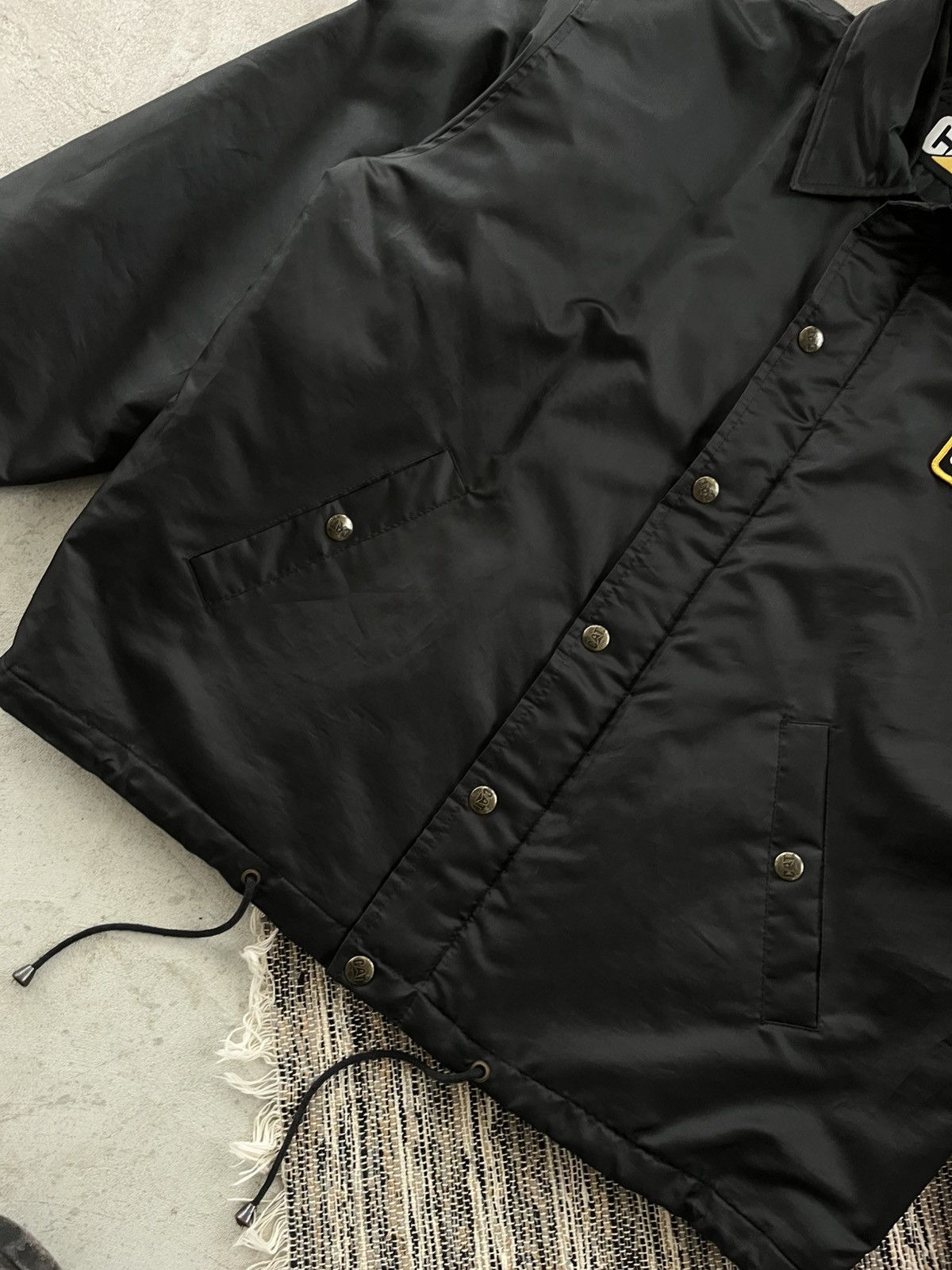 Caterpillar Vintage Caterpillar Black Nylon Y2K Coach Workwear Jacket Size US L / EU 52-54 / 3 - 10 Thumbnail